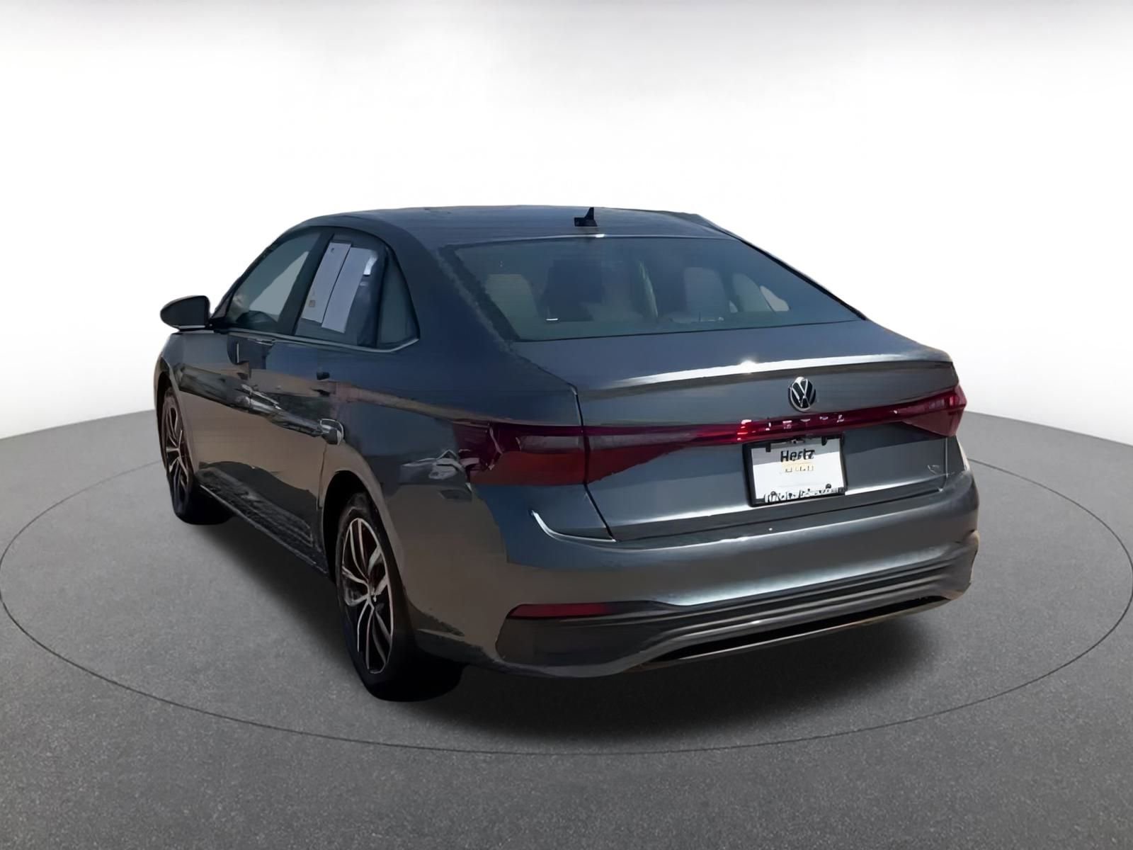 Thumbnail: 2025 Volkswagen Jetta - 10