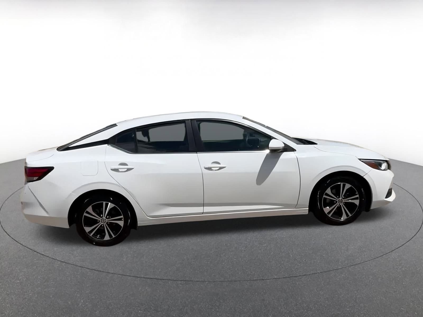 Thumbnail: 2023 Nissan Sentra - 15
