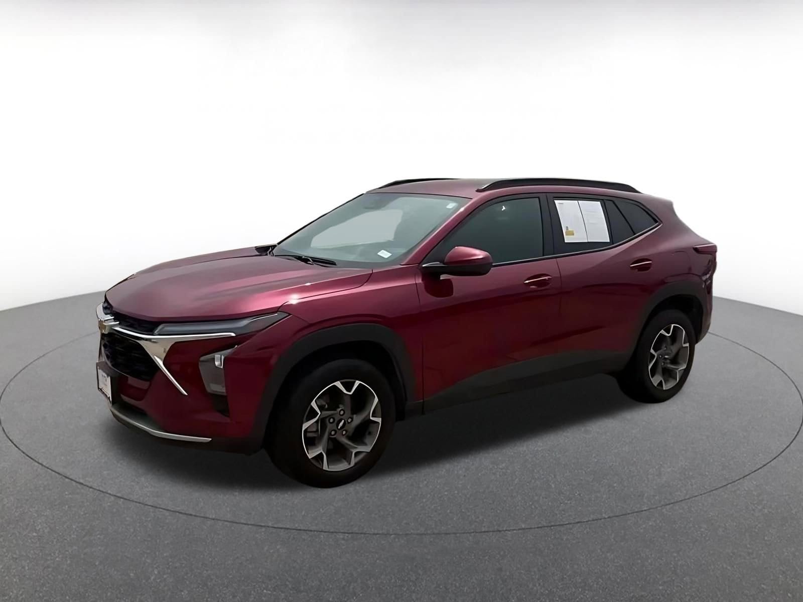 Thumbnail: 2025 Chevrolet Trax - 8