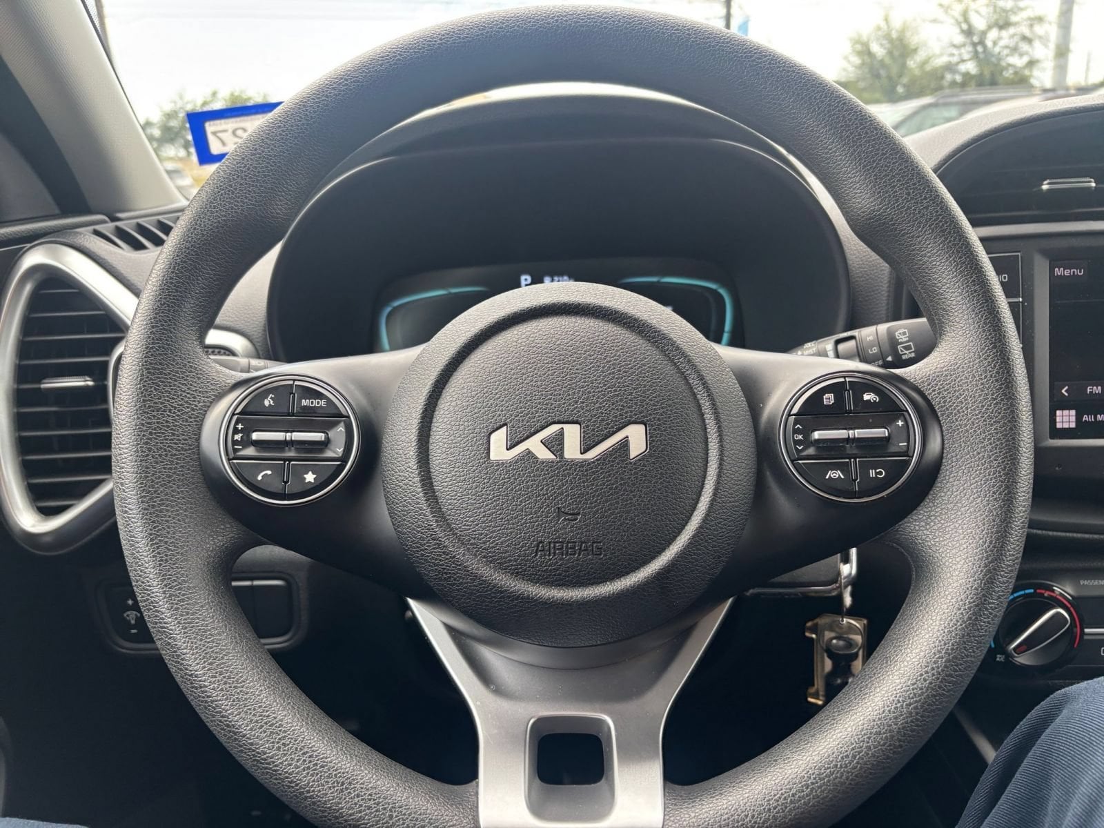 Thumbnail: 2025 Kia Soul - 25