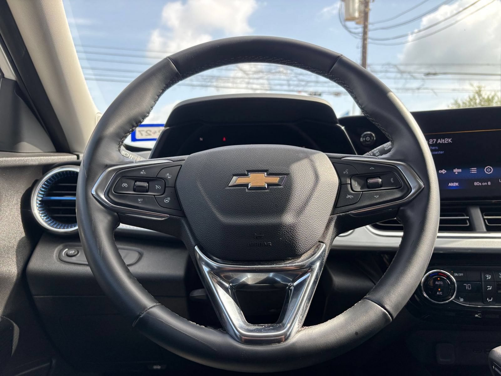 Thumbnail: 2025 Chevrolet Trax - 26