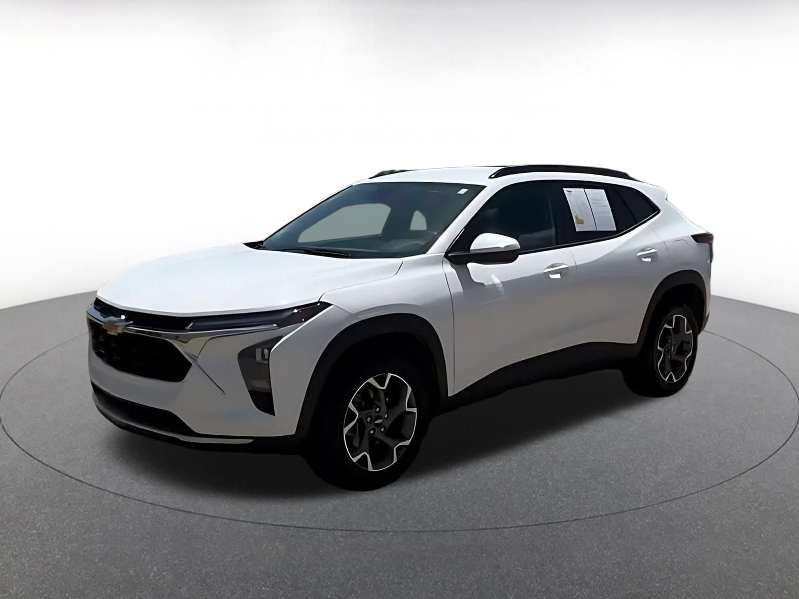 Thumbnail: 2025 Chevrolet Trax - 8