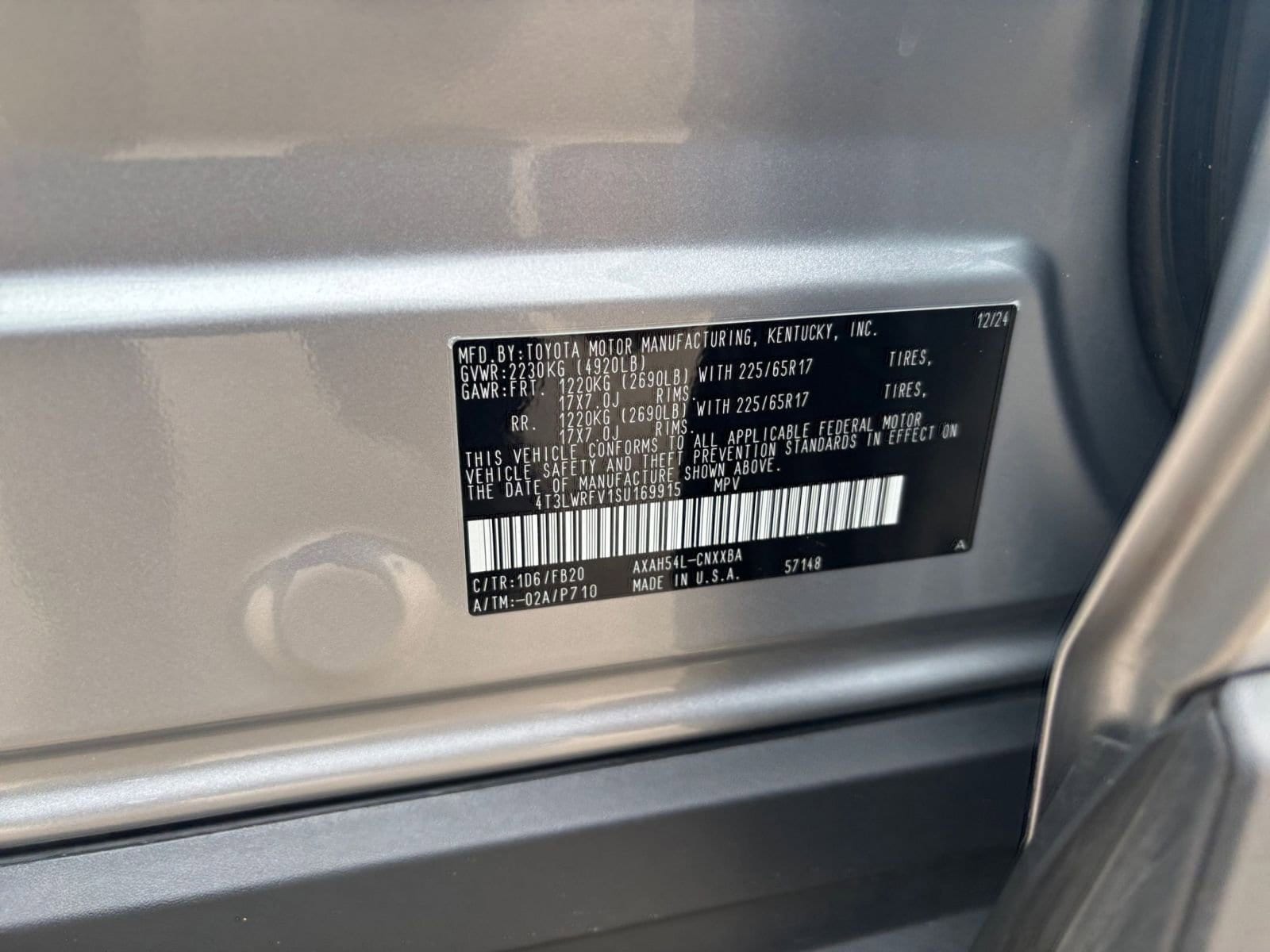 Thumbnail: 2025 Toyota RAV4 - 28