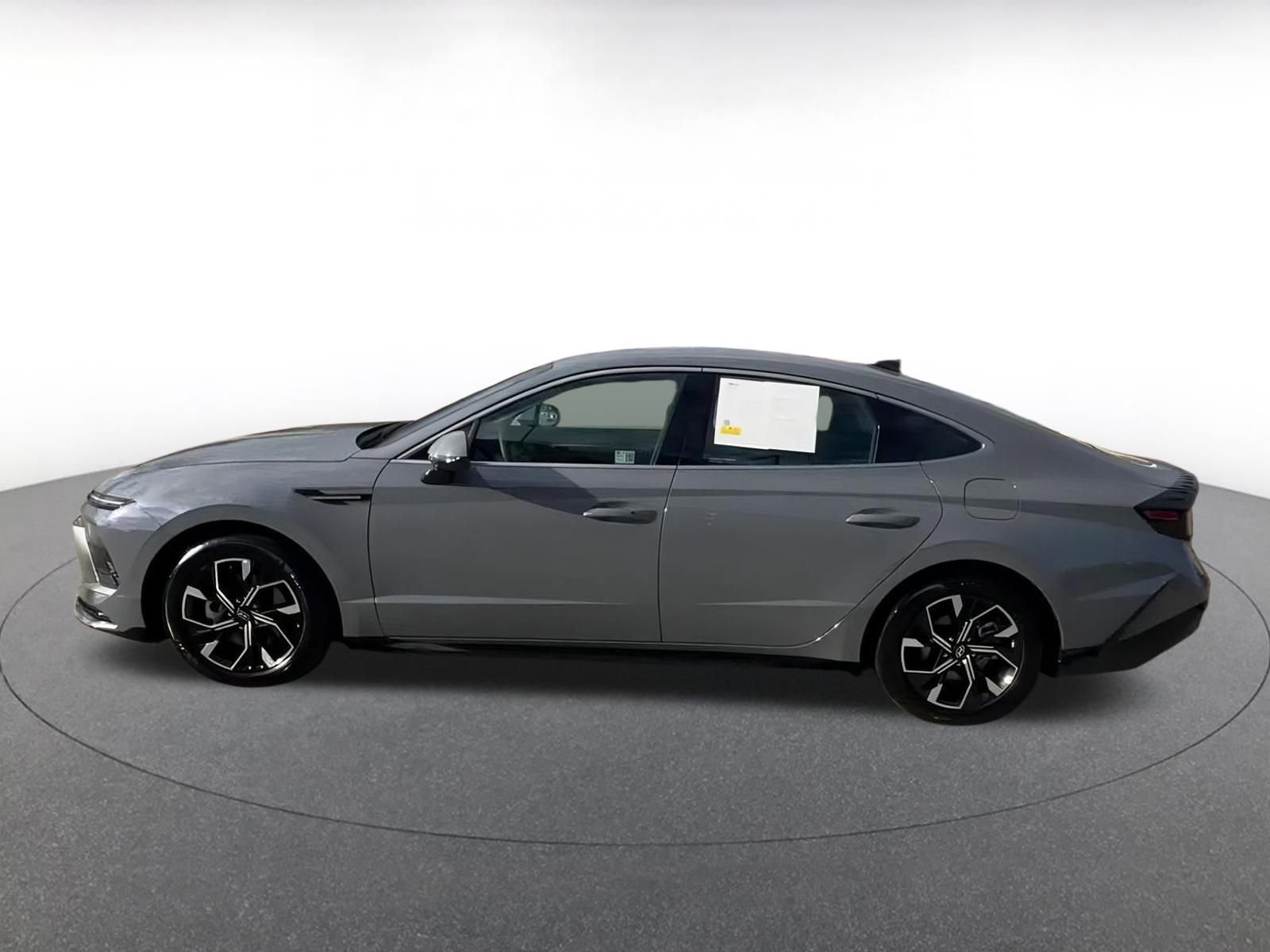 Thumbnail: 2025 Hyundai Sonata - 10