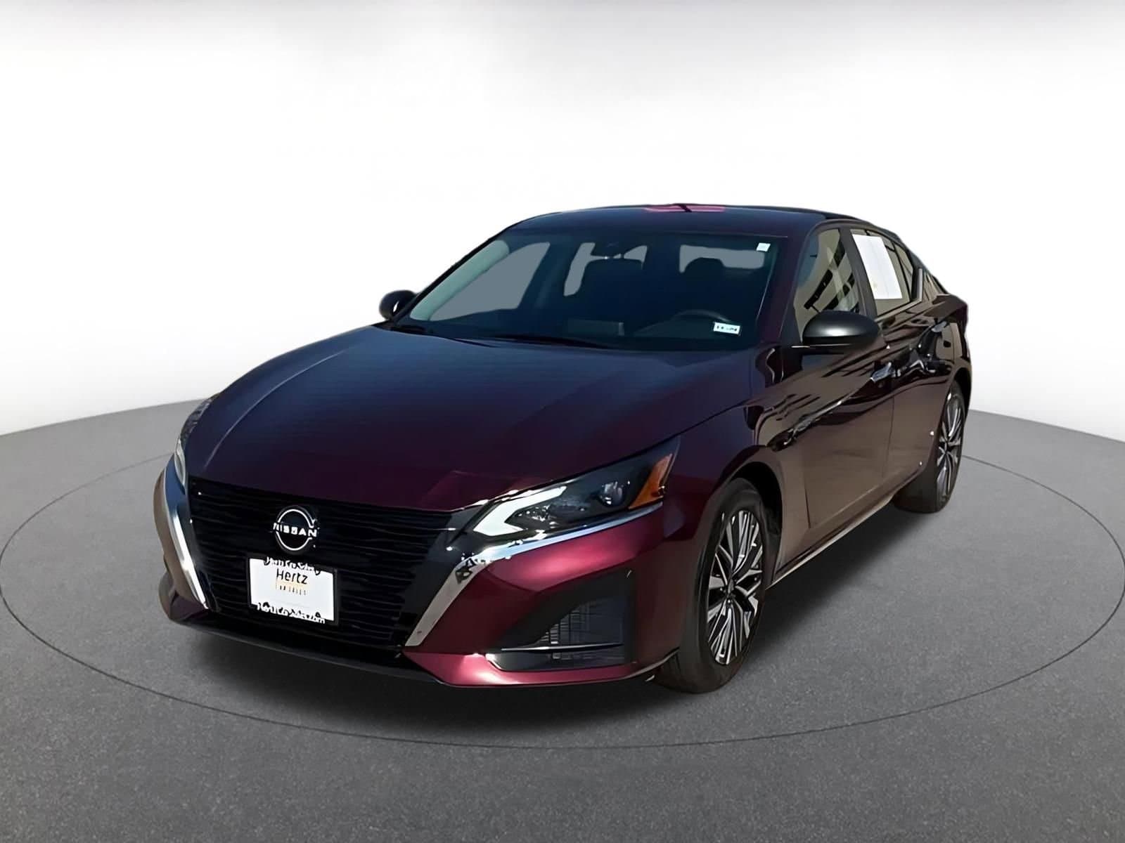 Thumbnail: 2025 Nissan Altima - 3