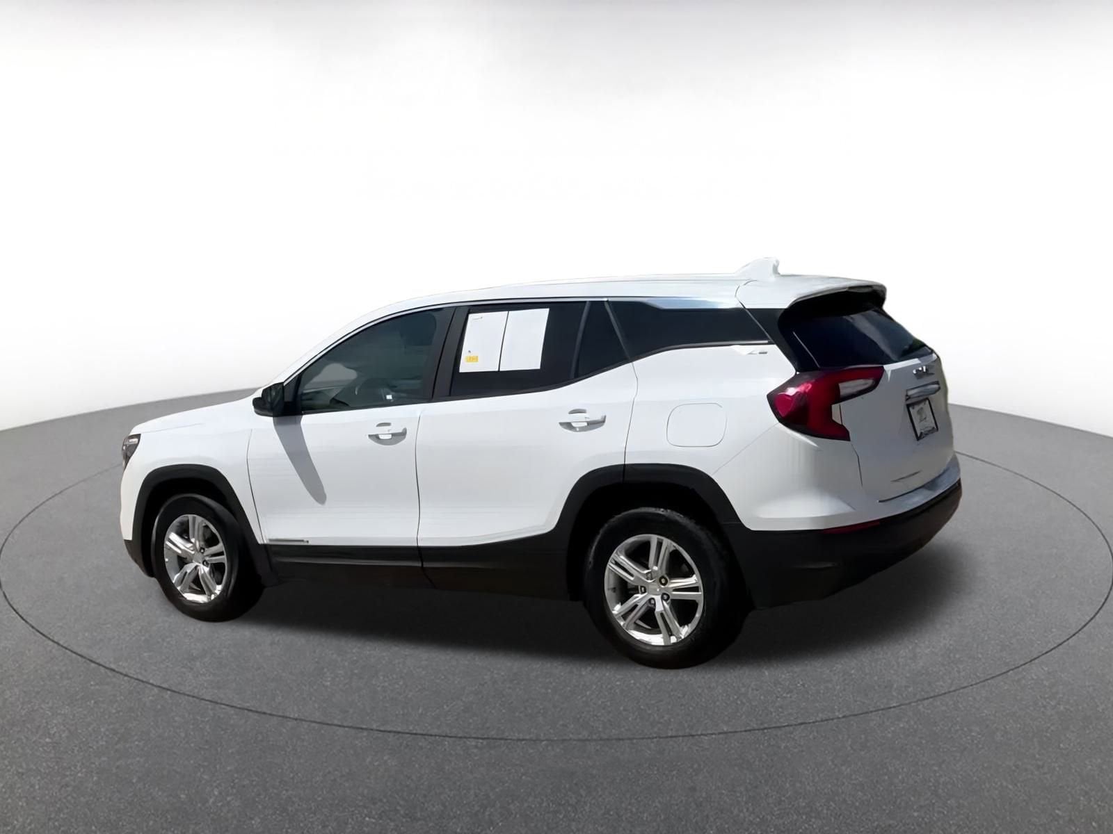 Thumbnail: 2024 GMC Terrain - 10