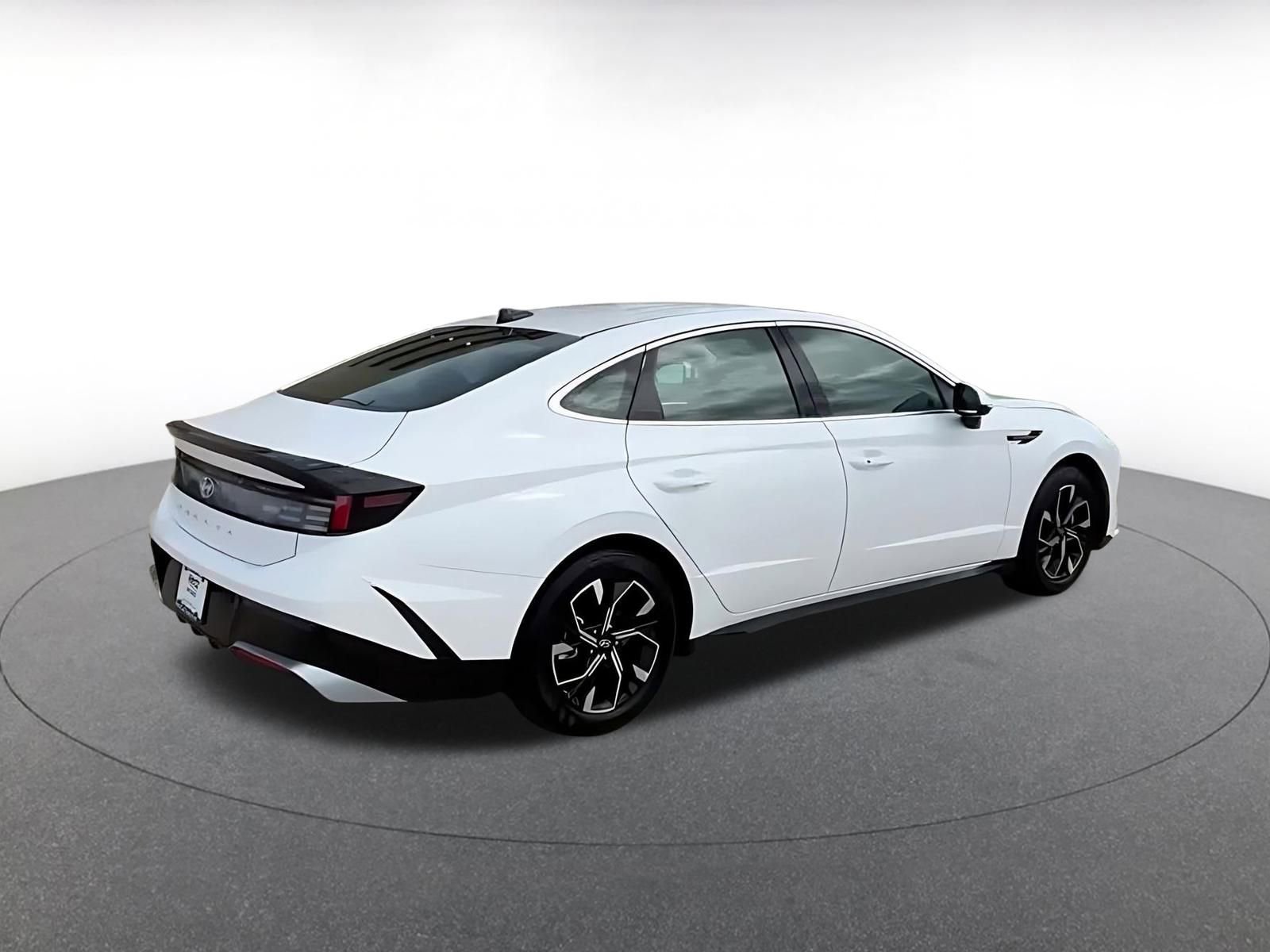 Thumbnail: 2025 Hyundai Sonata - 14