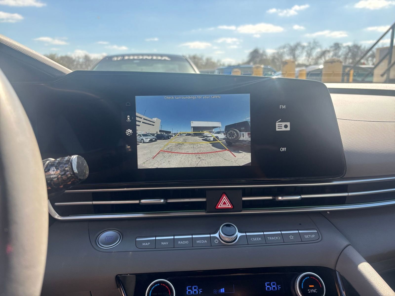 Thumbnail: 2025 Hyundai Elantra - 23