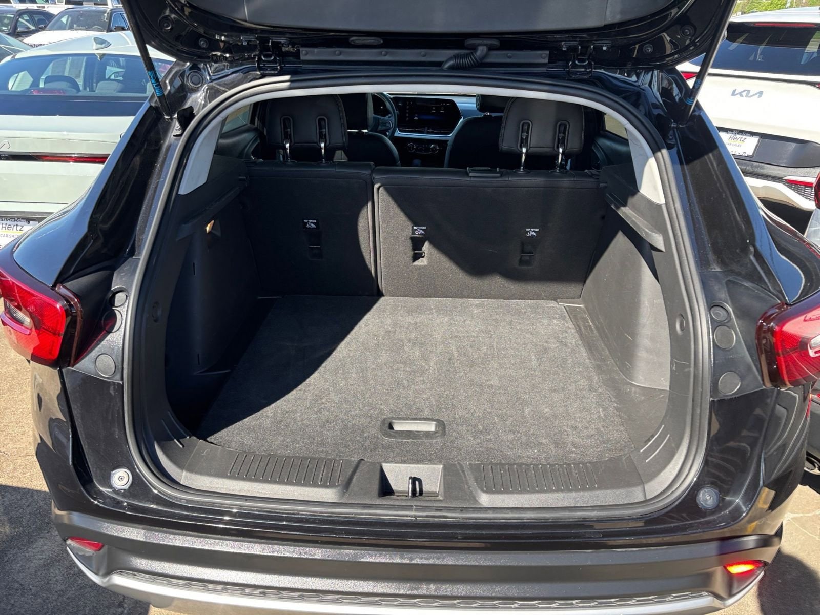 Thumbnail: 2025 Chevrolet Trax - 30