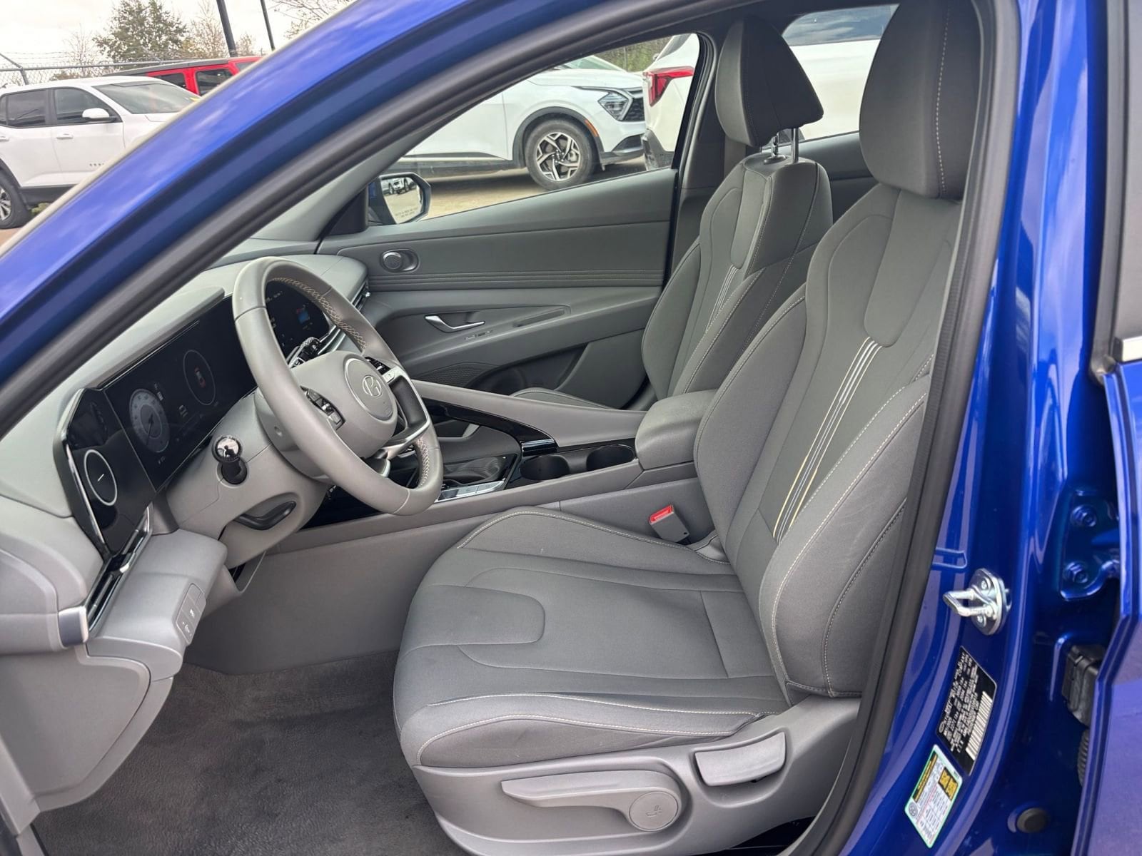 Thumbnail: 2025 Hyundai Elantra - 27