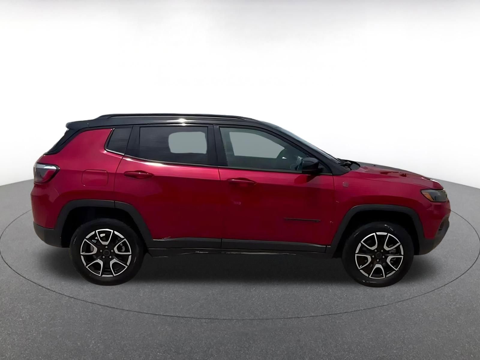 Thumbnail: 2025 Jeep Compass - 16