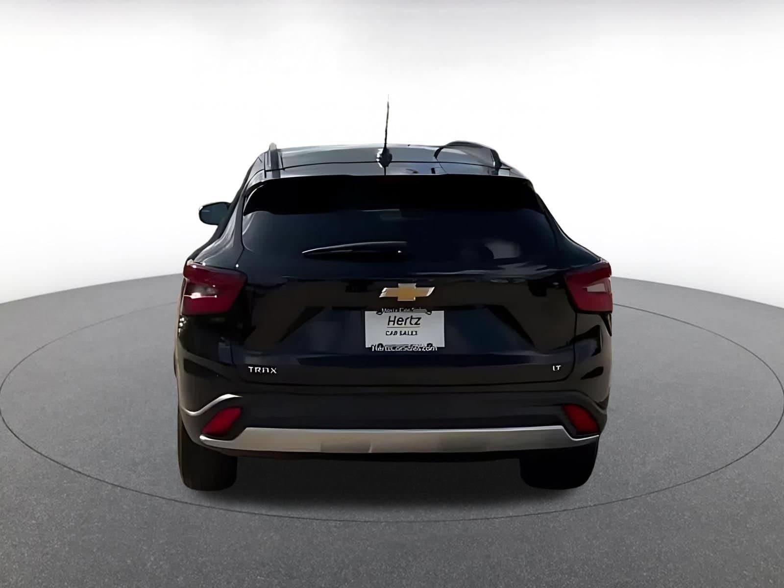 Thumbnail: 2025 Chevrolet Trax - 12