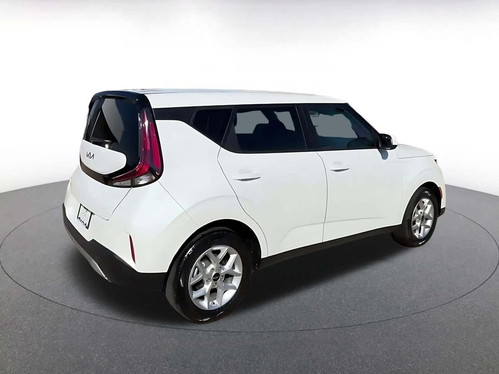 Thumbnail: 2025 Kia Soul - 15