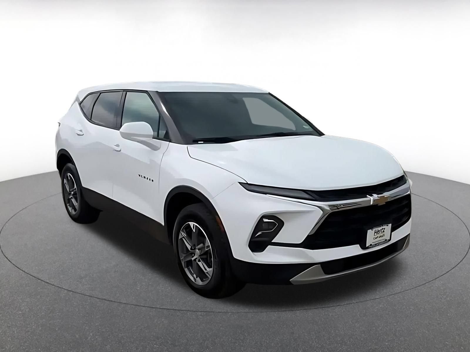 Thumbnail: 2026 Chevrolet Blazer - 3