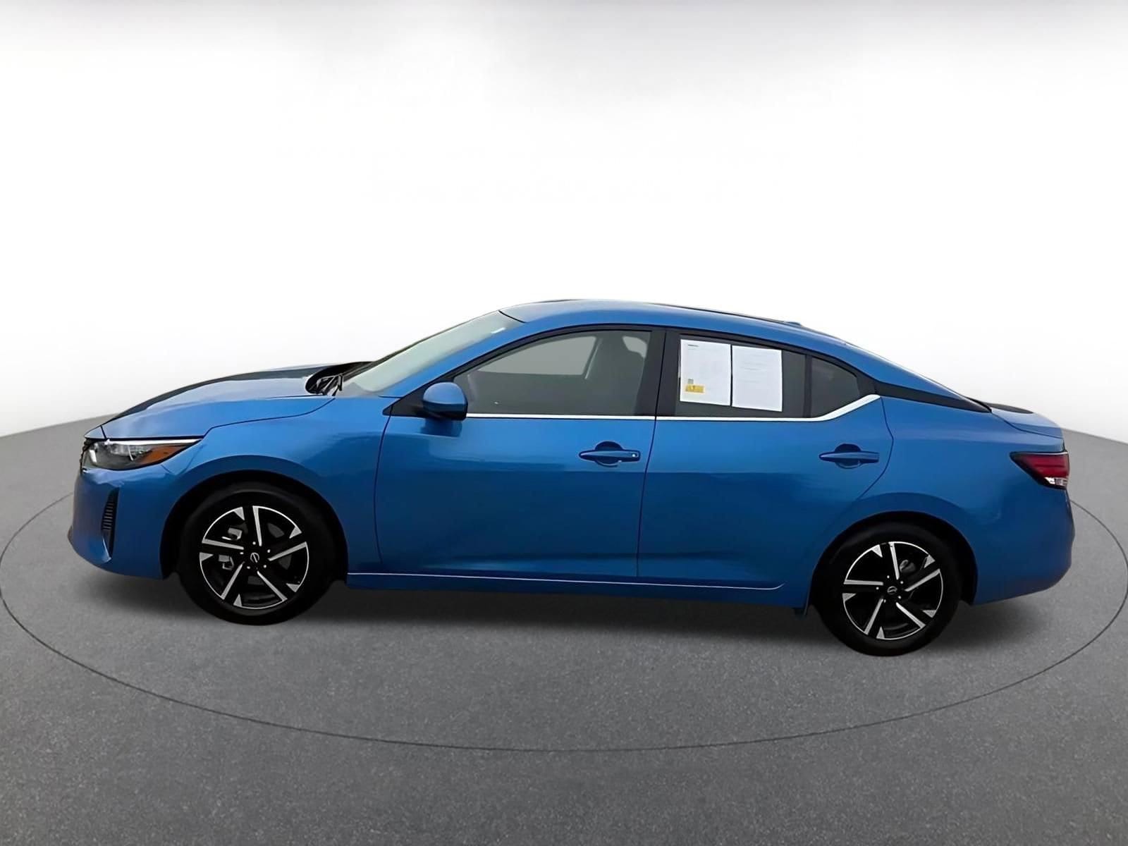 Thumbnail: 2025 Nissan Sentra - 9