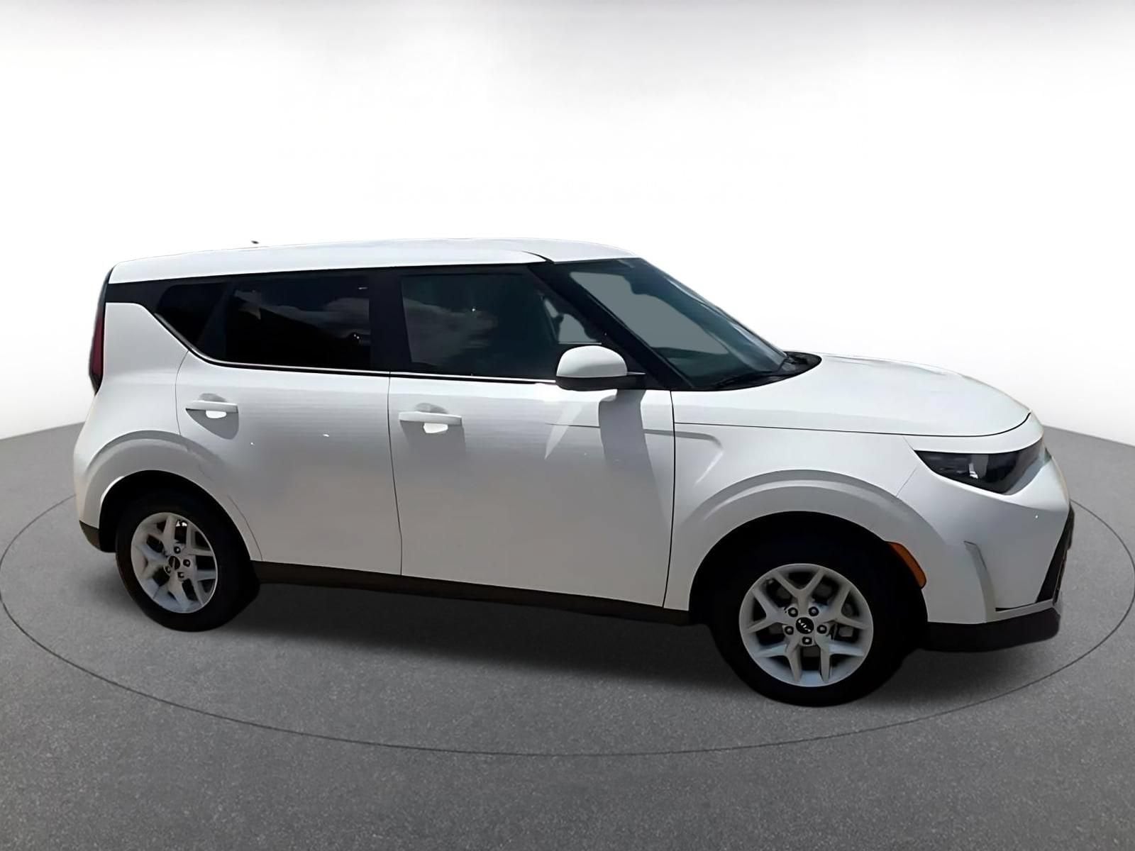 Thumbnail: 2025 Kia Soul - 13