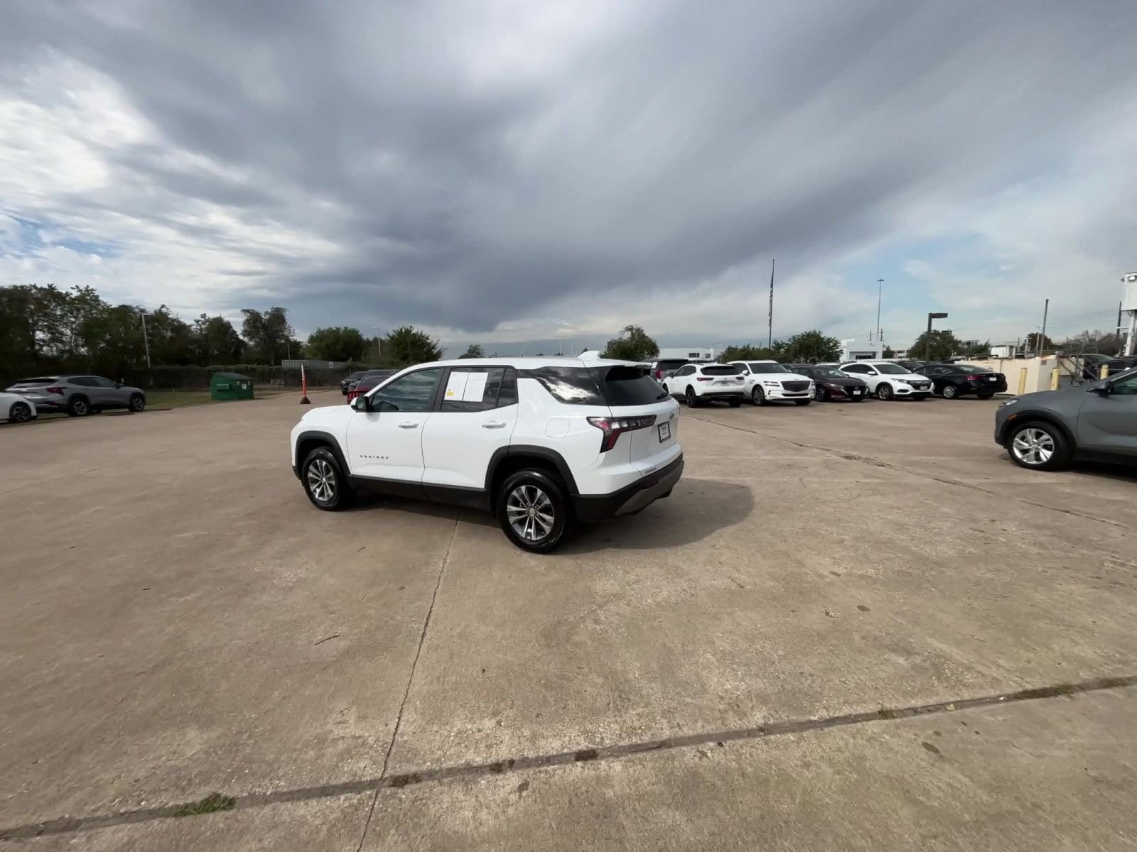 Thumbnail: 2025 Chevrolet Equinox - 16