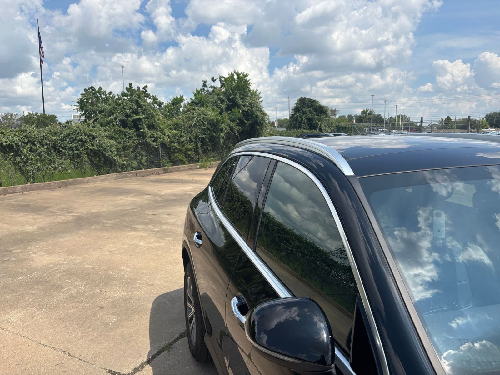 Thumbnail: 2024 Mercedes-Benz GLC - 16