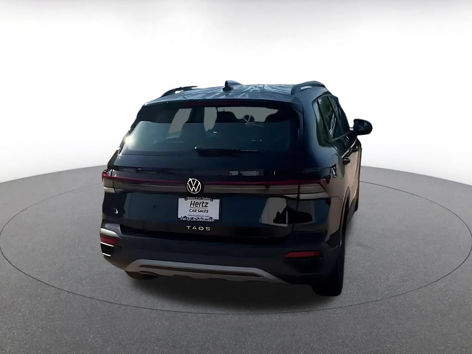 Thumbnail: 2026 Volkswagen Taos - 14