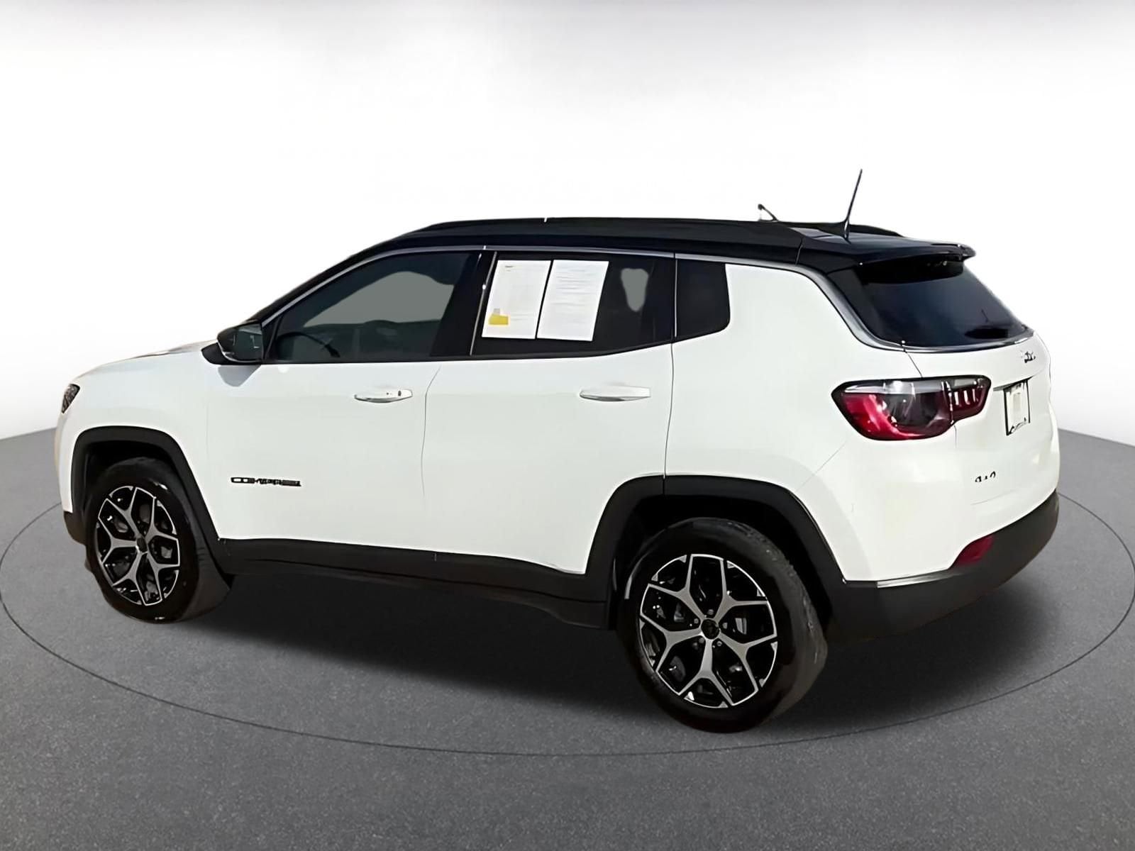 Thumbnail: 2025 Jeep Compass - 10