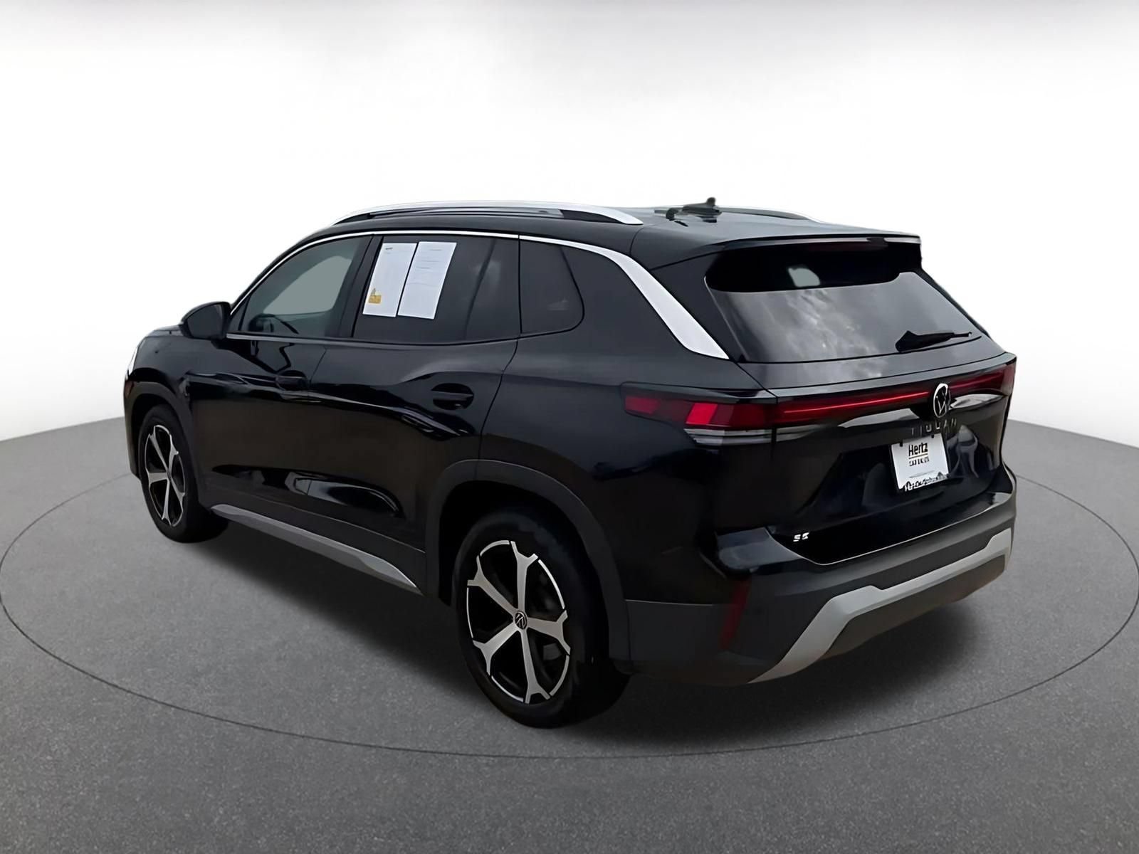 Thumbnail: 2026 Volkswagen Tiguan - 9