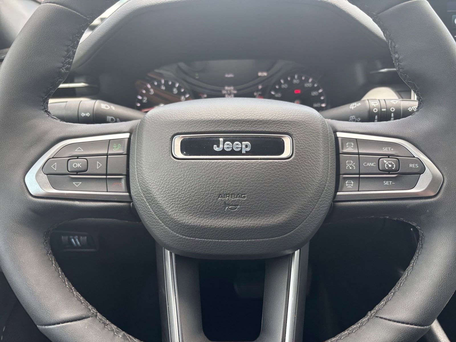 2025 Jeep Compass Limited 23