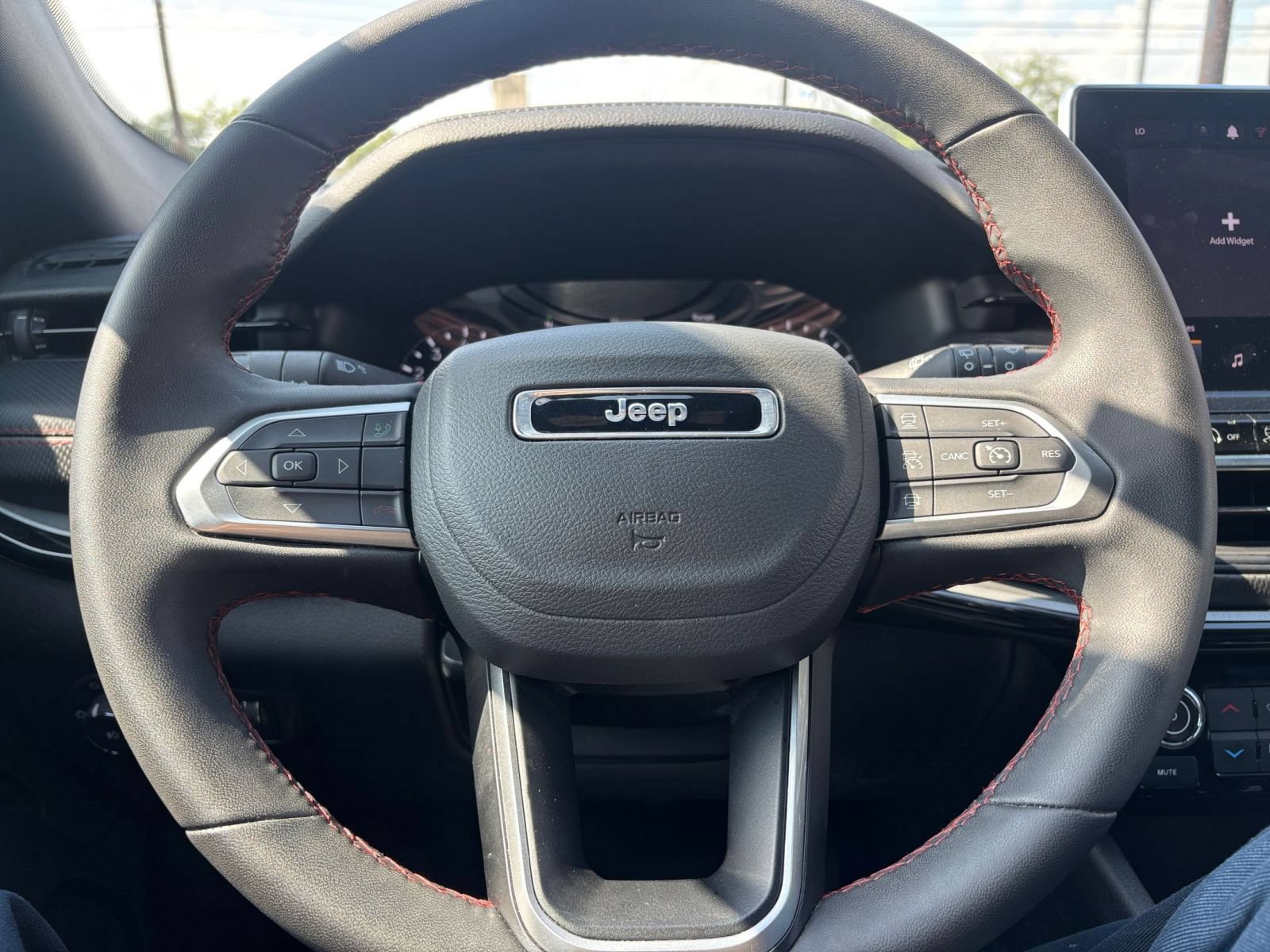 Thumbnail: 2025 Jeep Compass - 25