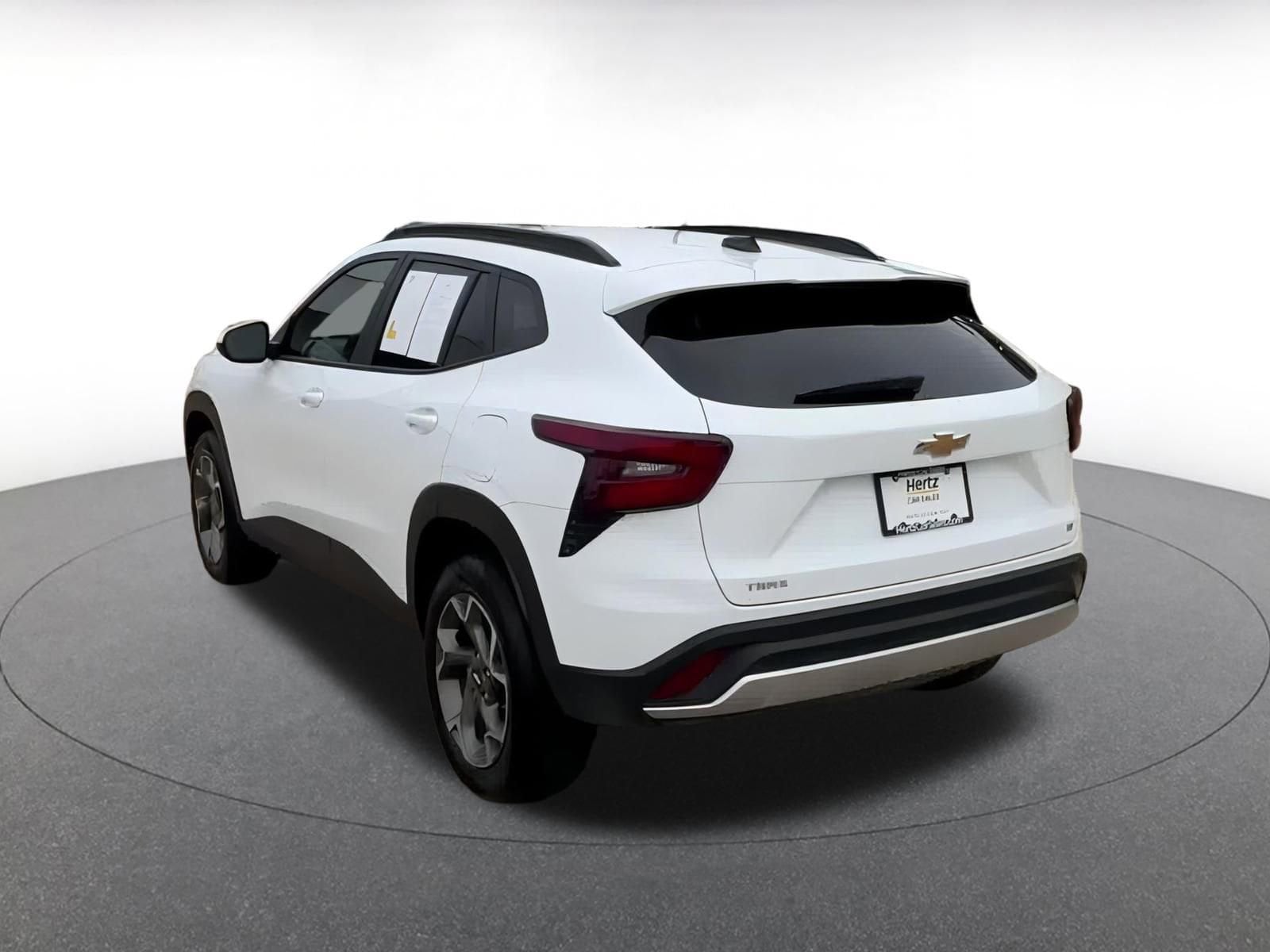 Thumbnail: 2025 Chevrolet Trax - 7