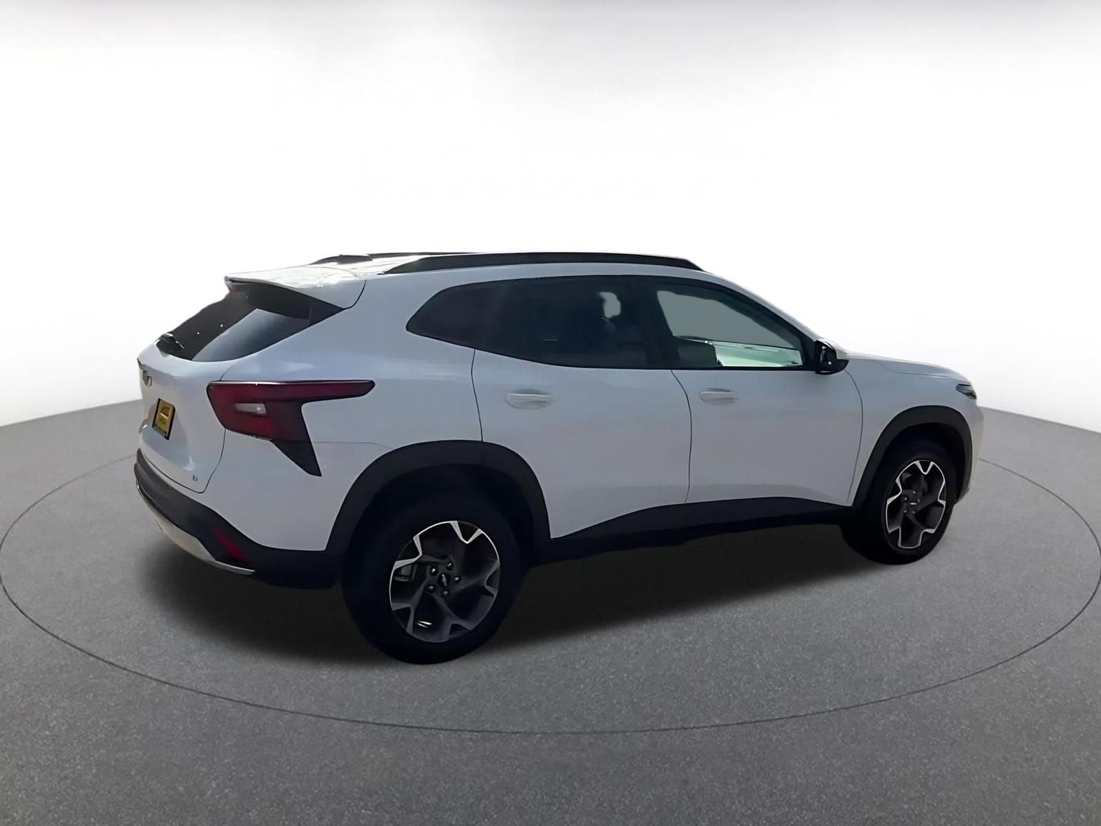 Thumbnail: 2025 Chevrolet Trax - 15