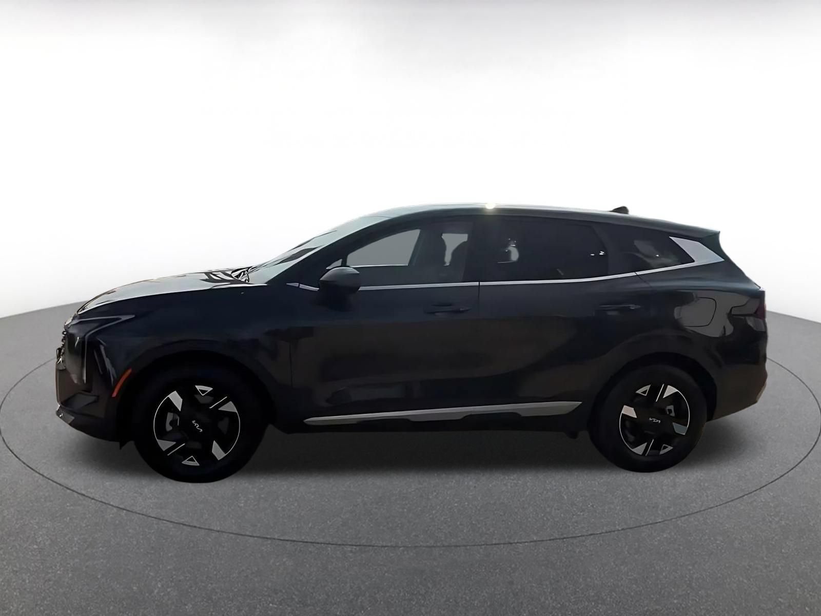Thumbnail: 2026 Kia Sportage - 8