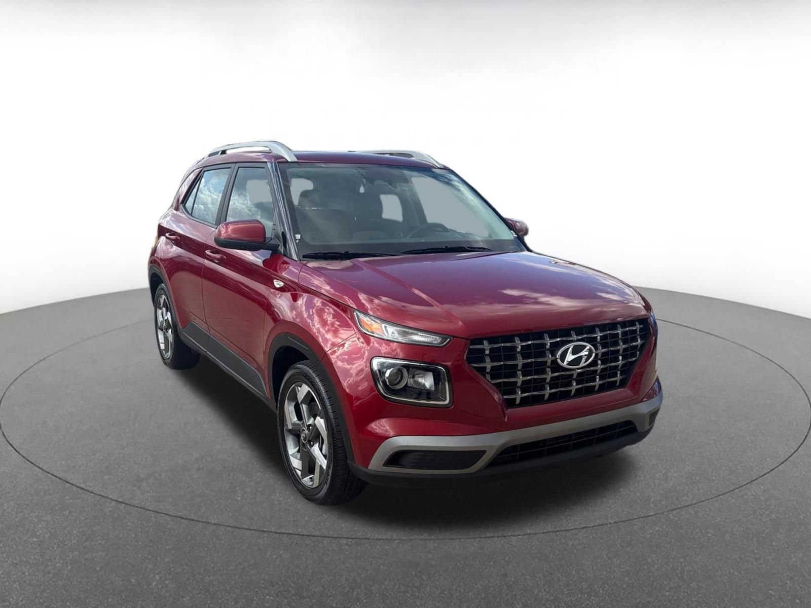 Thumbnail: 2025 Hyundai Venue - 1