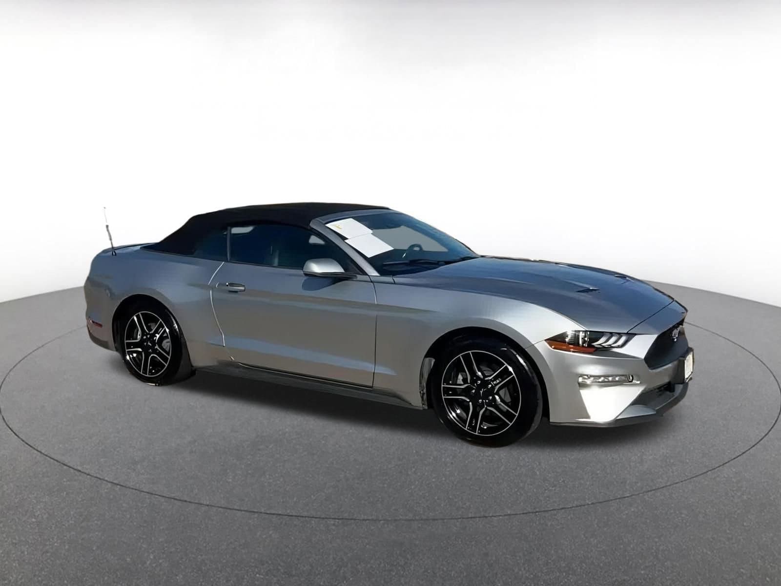 2023 Ford Mustang  2