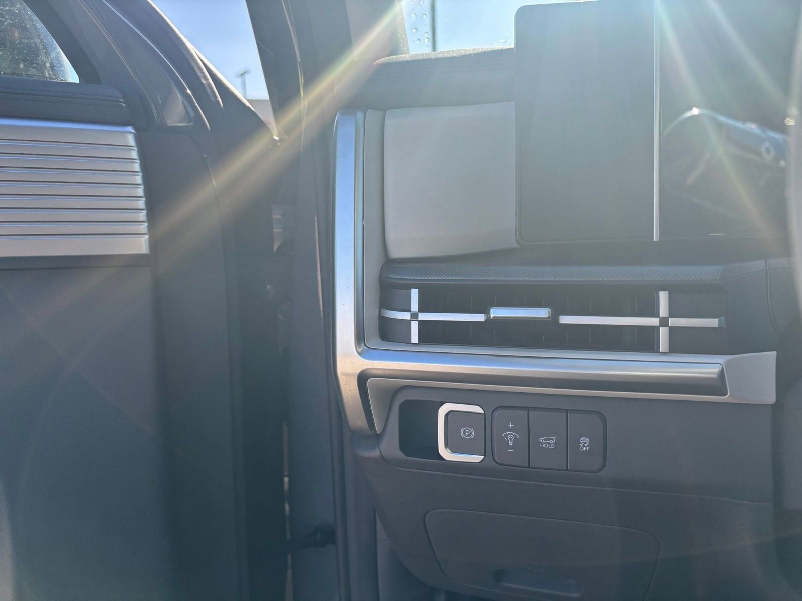 Thumbnail: 2025 Hyundai Santa Fe - 32