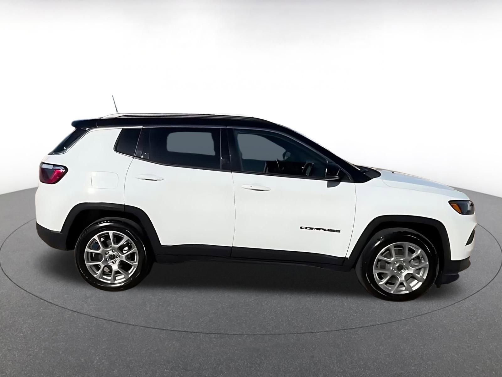 Thumbnail: 2025 Jeep Compass - 15