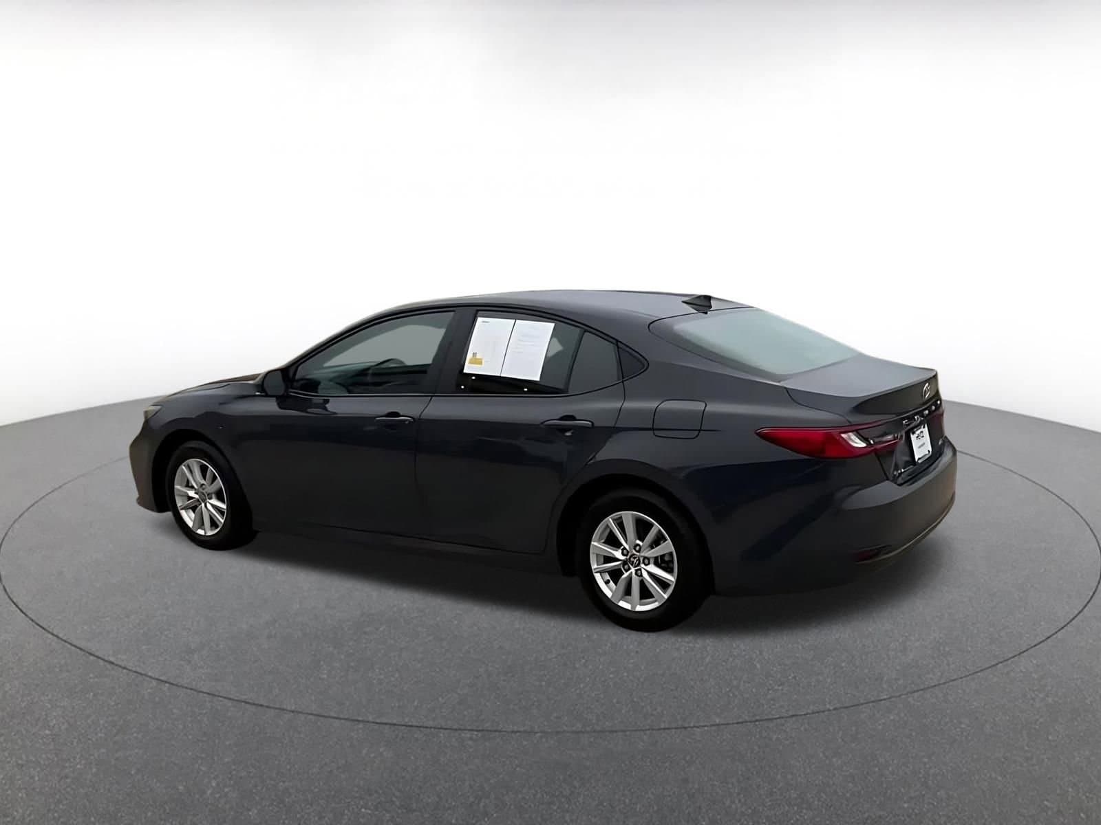 Thumbnail: 2025 Toyota Camry - 10