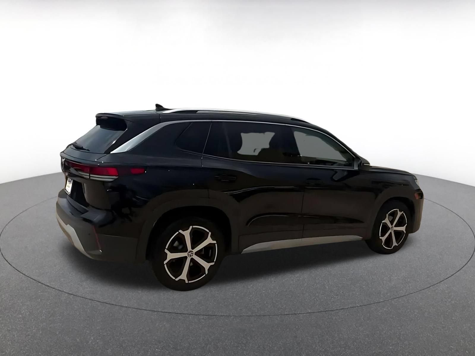 Thumbnail: 2026 Volkswagen Tiguan - 12