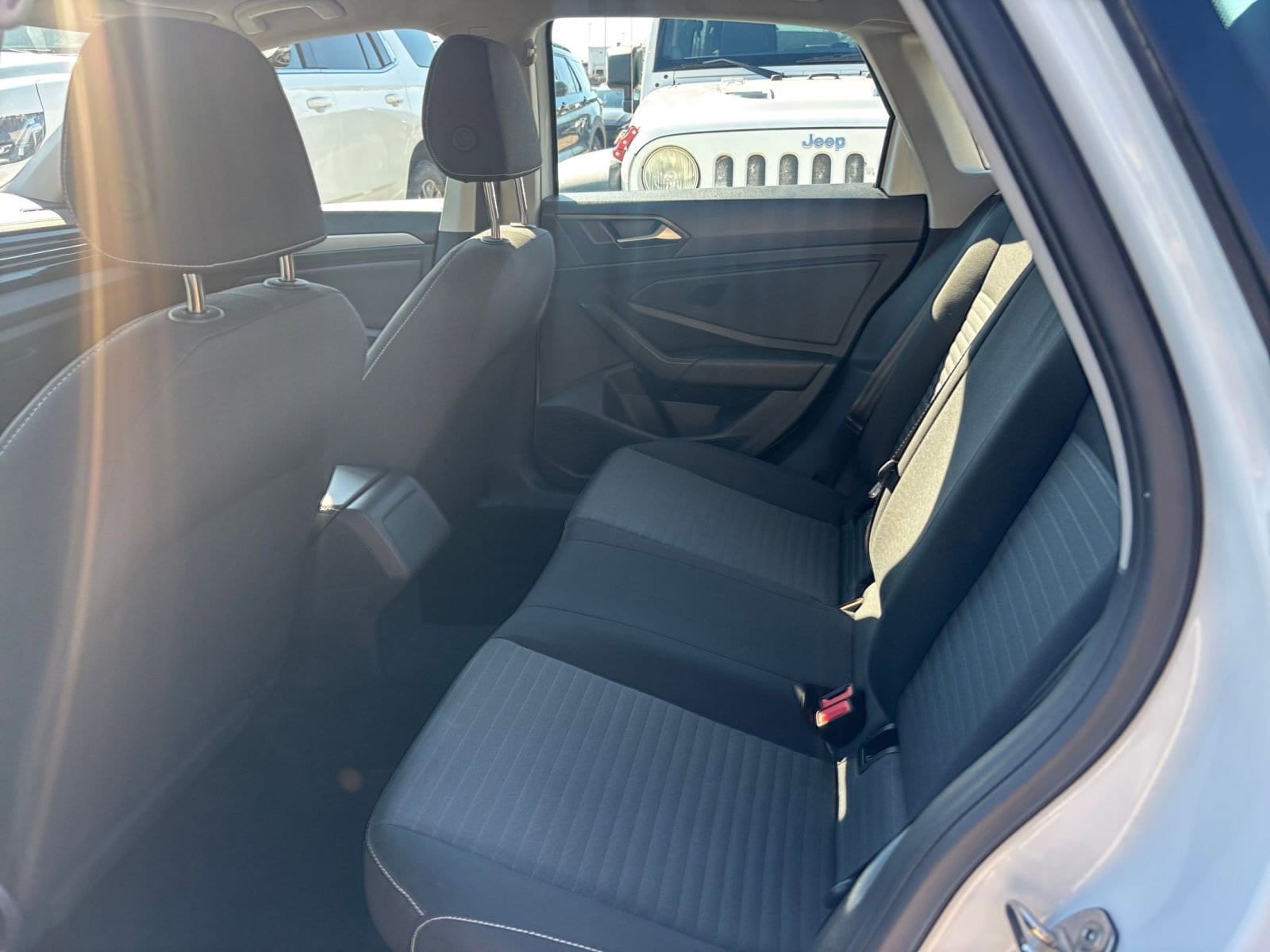 Thumbnail: 2025 Volkswagen Jetta - 23