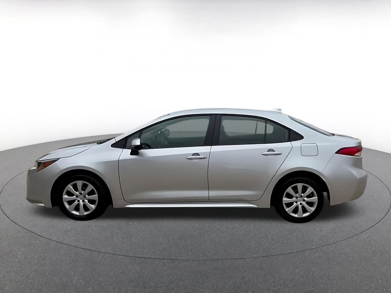 Thumbnail: 2025 Toyota Corolla - 9