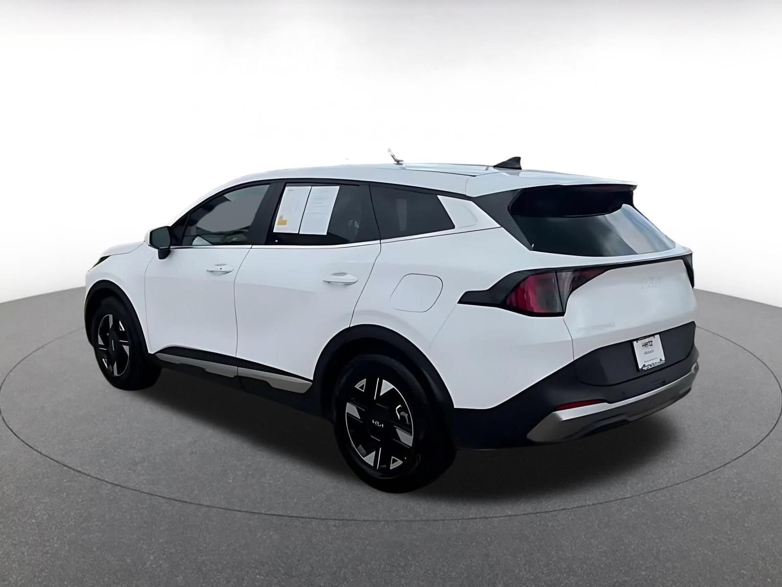 Thumbnail: 2026 Kia Sportage - 12
