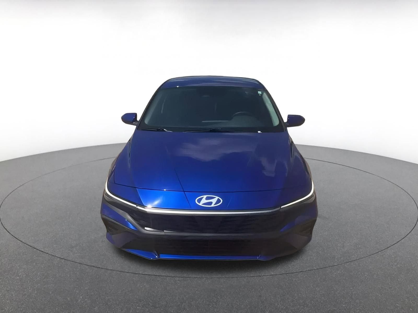 Thumbnail: 2024 Hyundai Elantra - 3