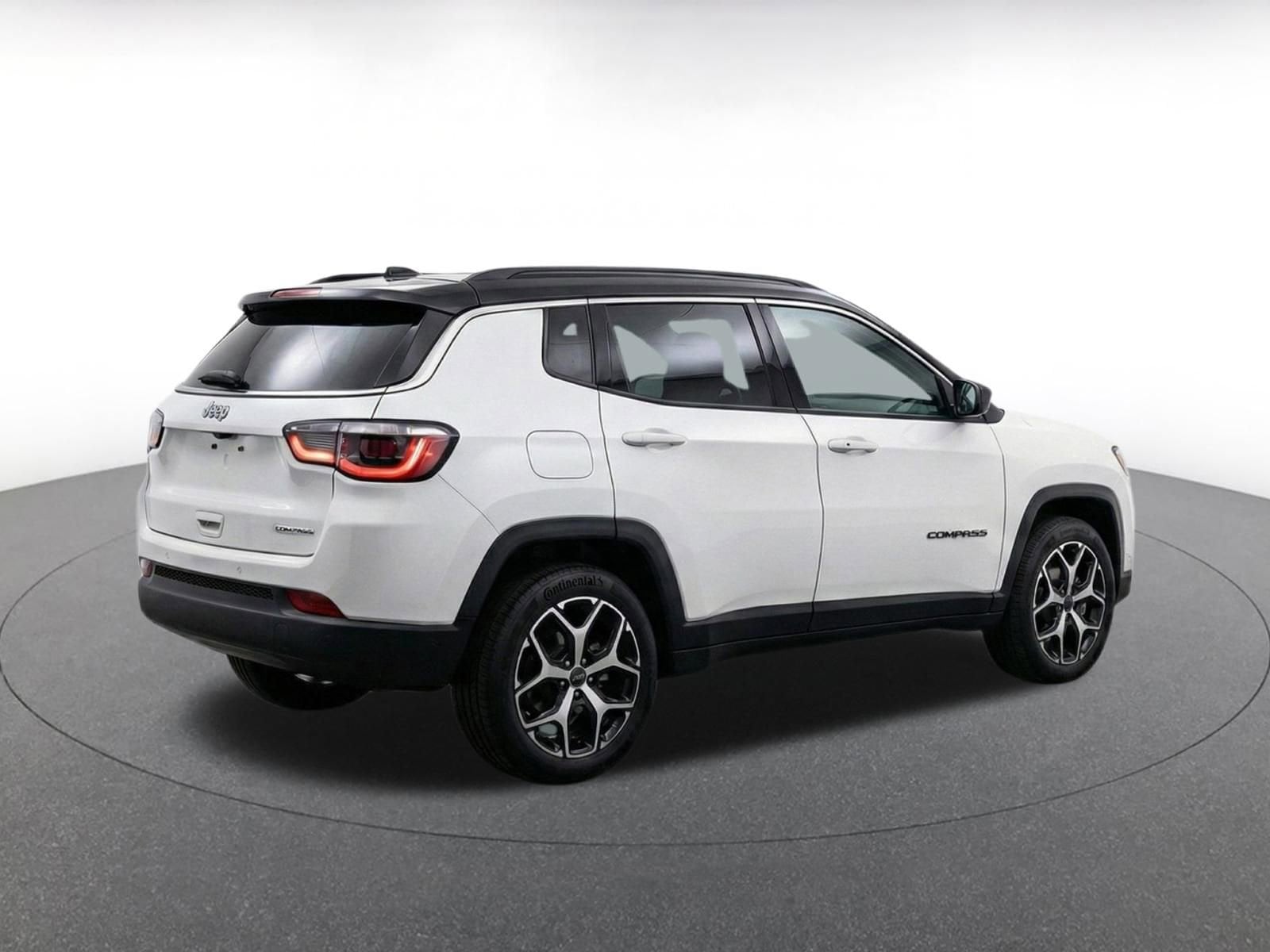 Thumbnail: 2025 Jeep Compass - 9