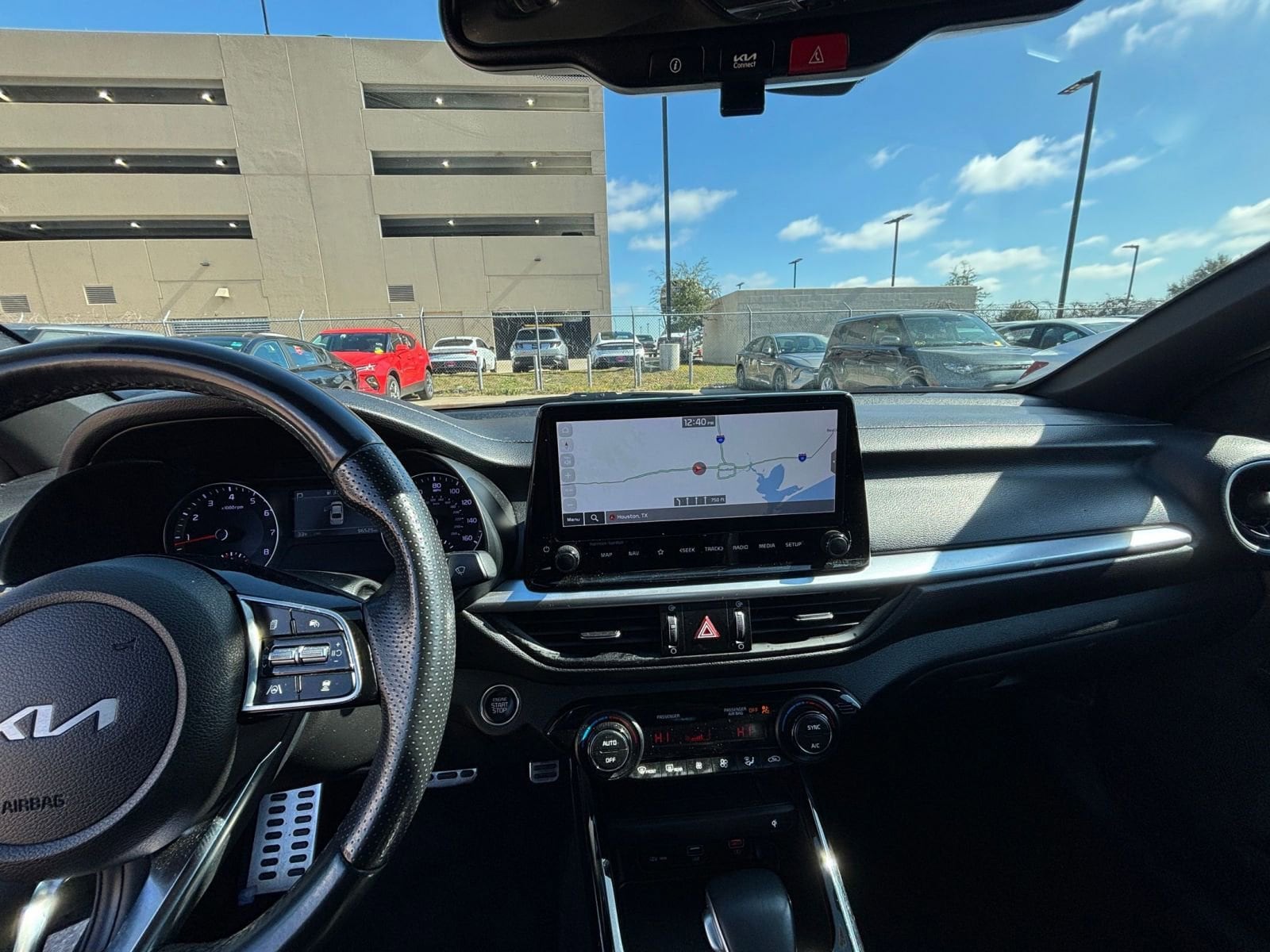 Thumbnail: 2023 Kia Forte - 33