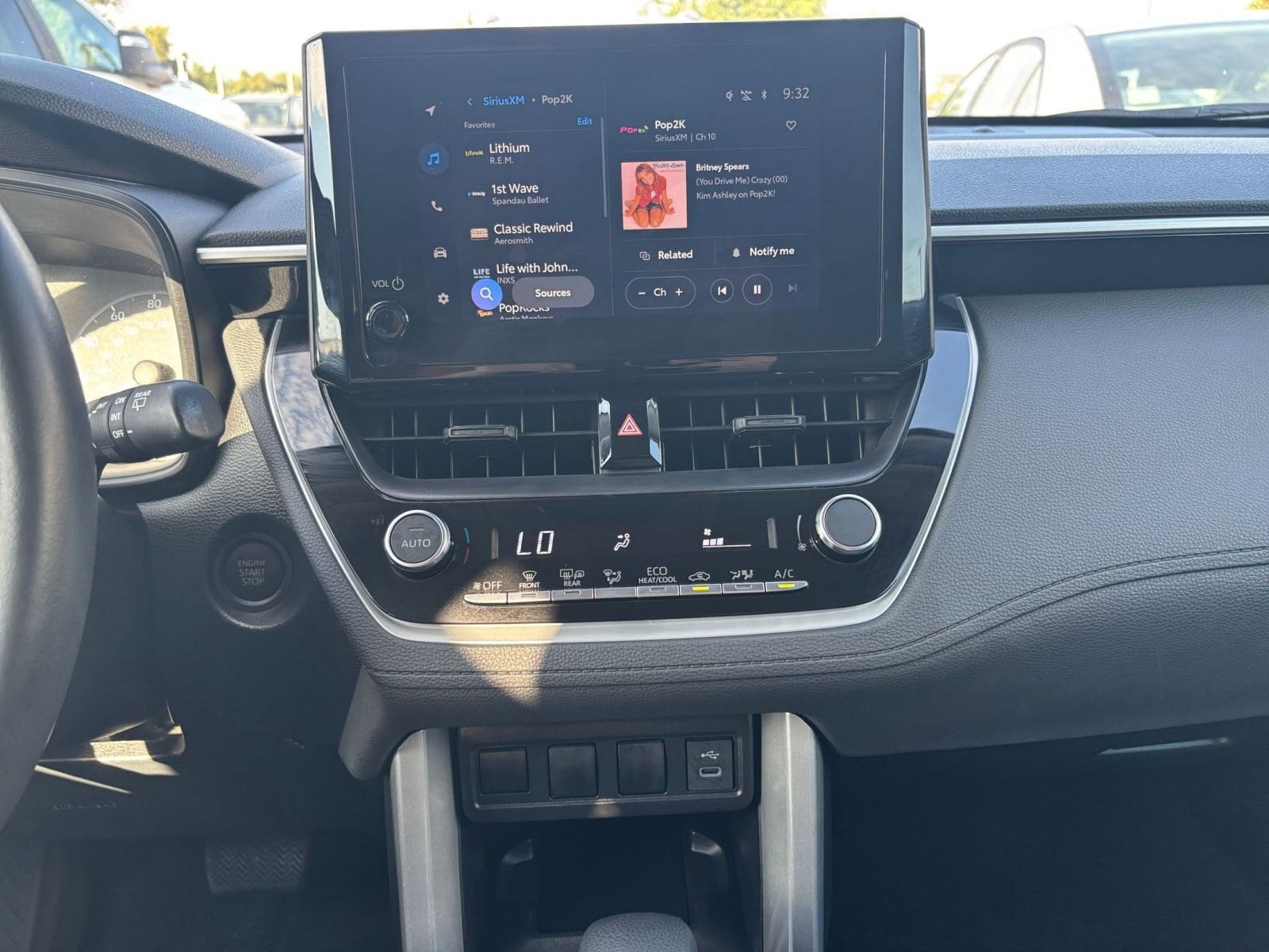 Thumbnail: 2025 Toyota Corolla Cross - 18