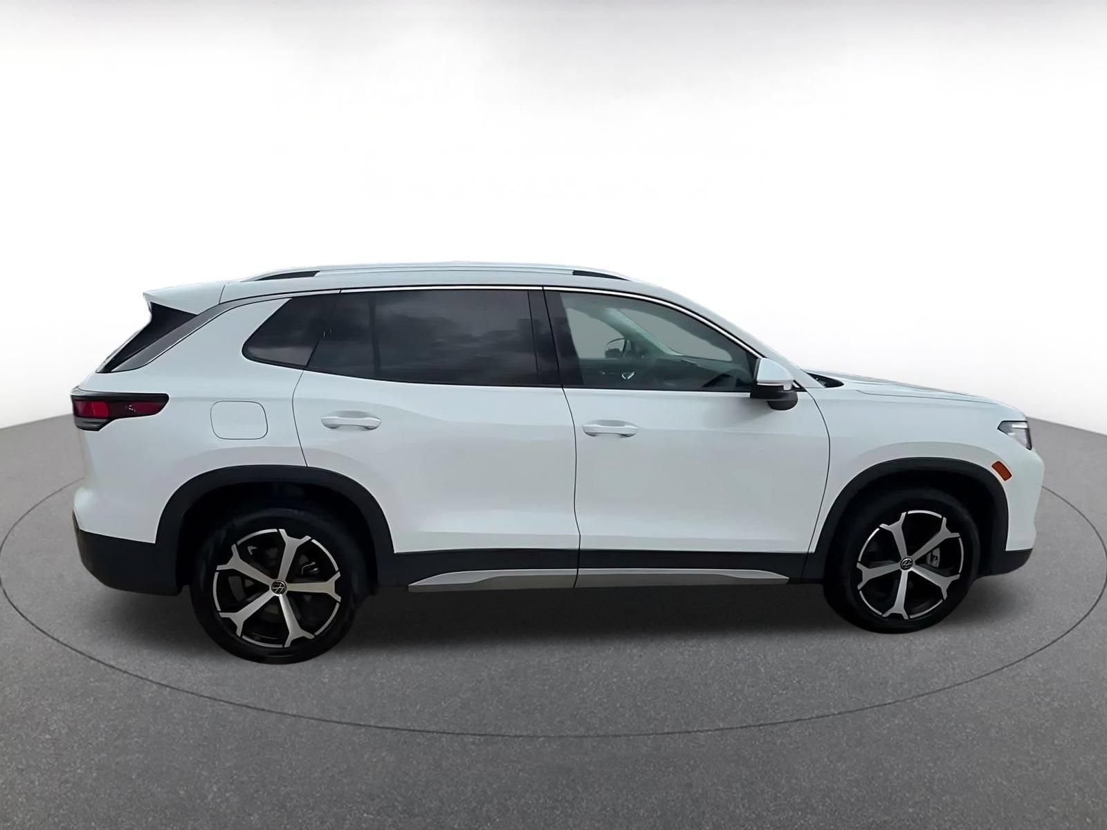 Thumbnail: 2026 Volkswagen Tiguan - 15