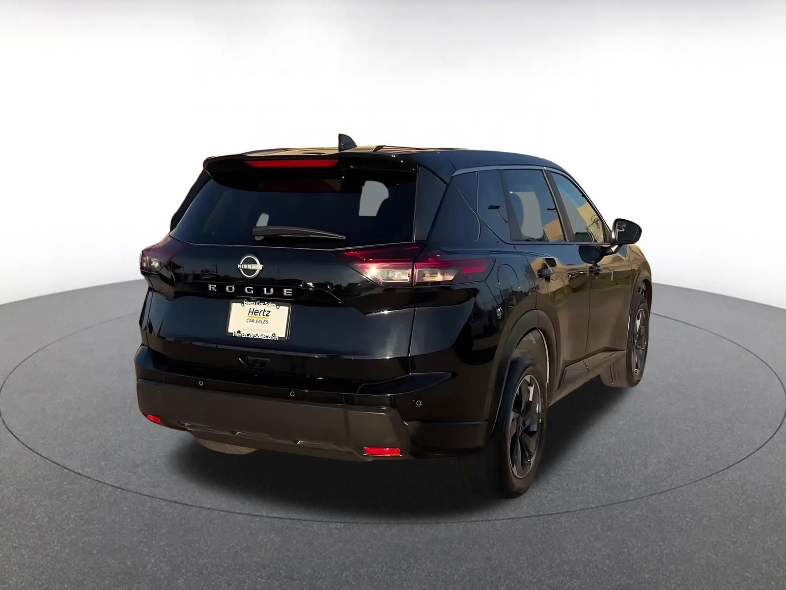 Thumbnail: 2025 Nissan Rogue - 15