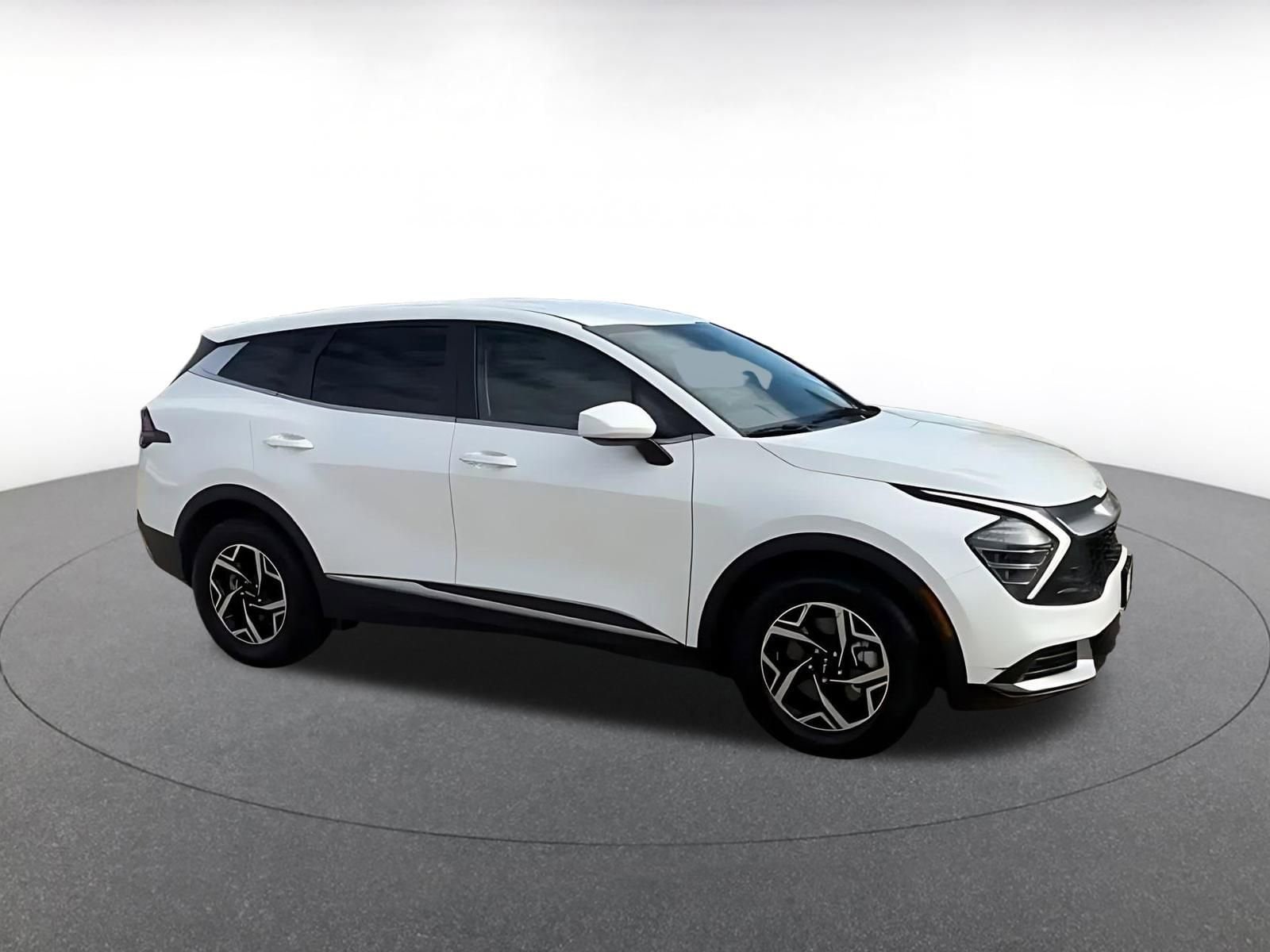 Thumbnail: 2025 Kia Sportage - 2