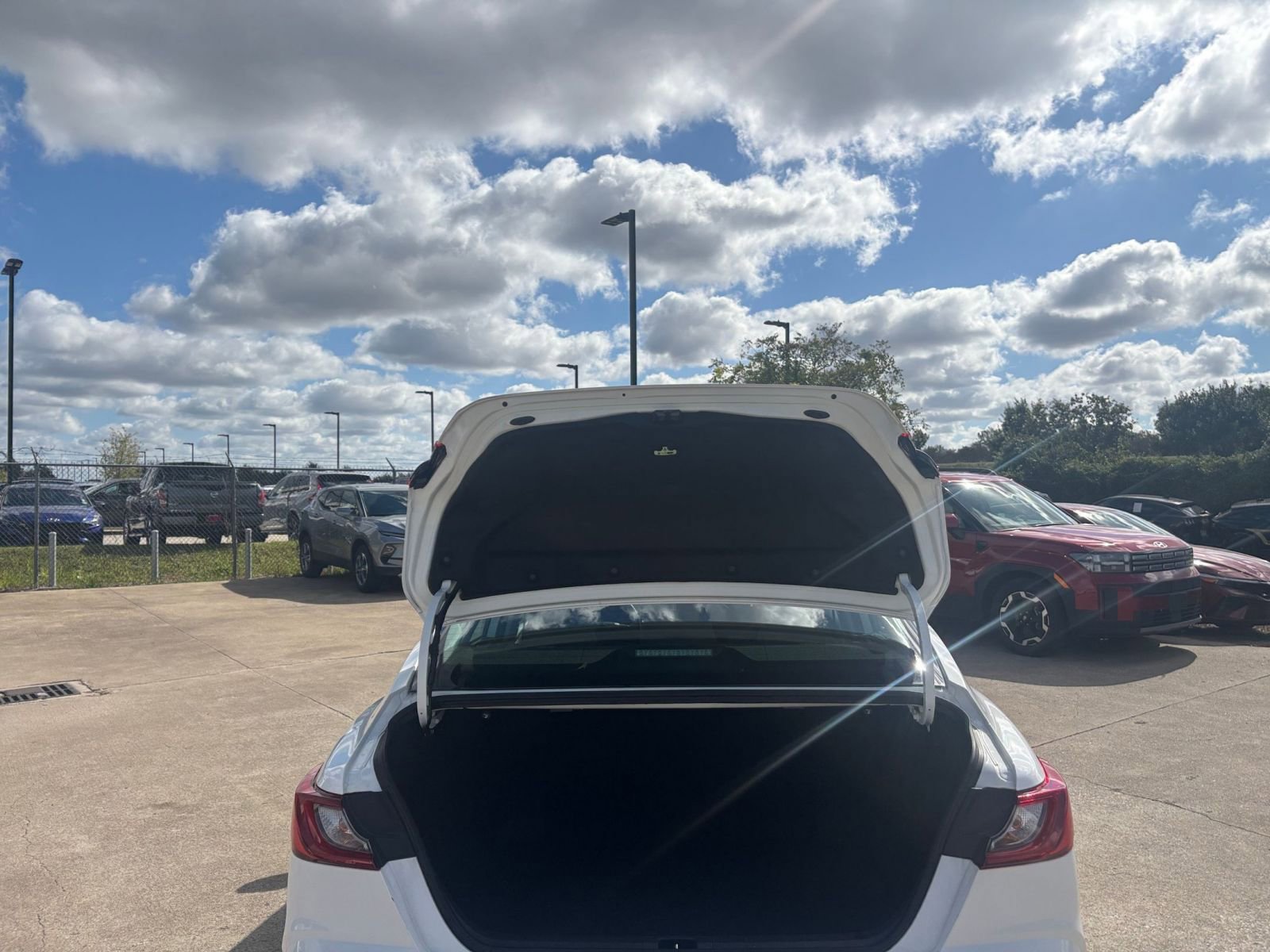 Thumbnail: 2025 Toyota Camry - 29