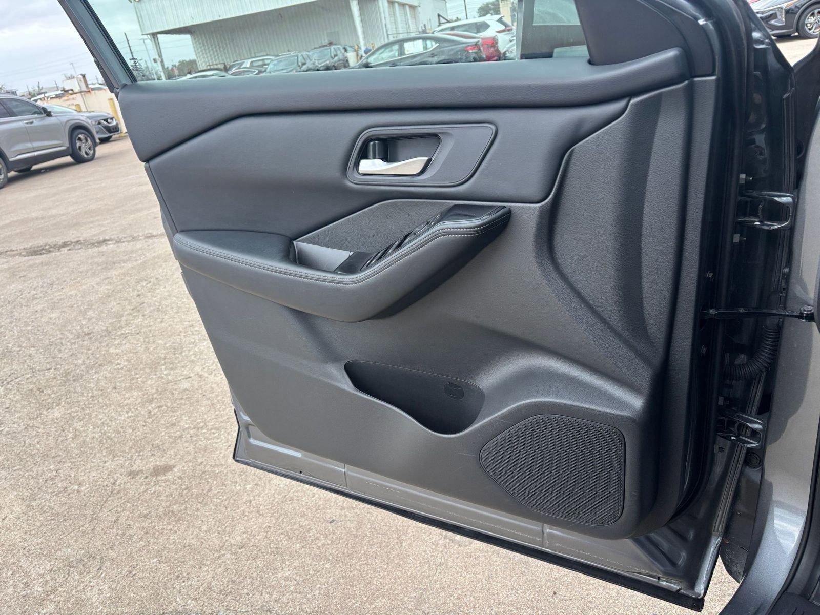 Thumbnail: 2025 Nissan Rogue - 18