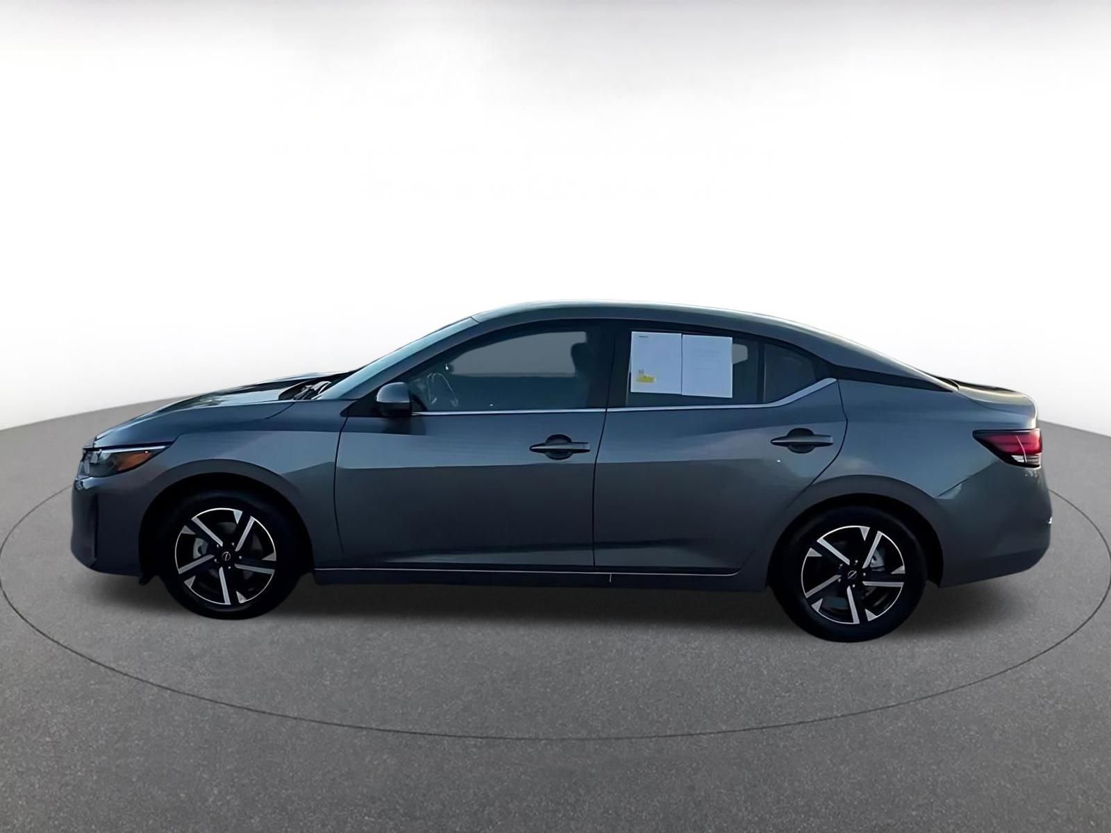 Thumbnail: 2025 Nissan Sentra - 9