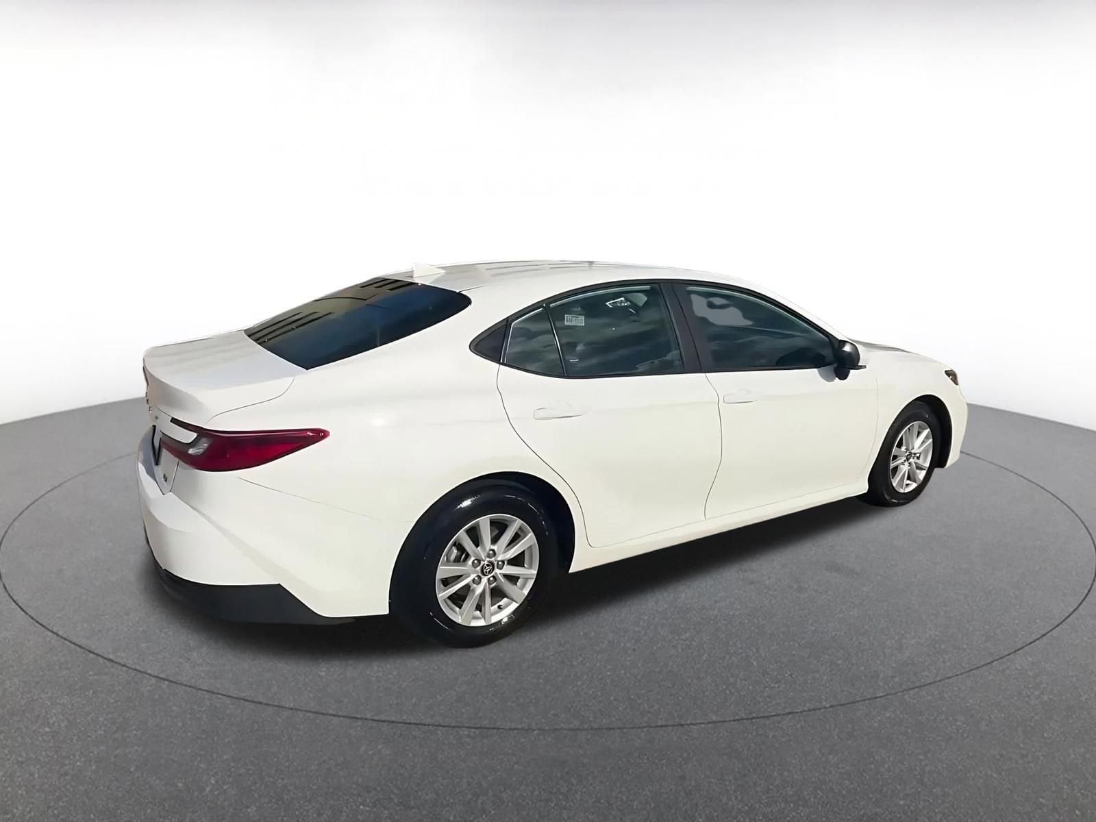 Thumbnail: 2025 Toyota Camry - 15